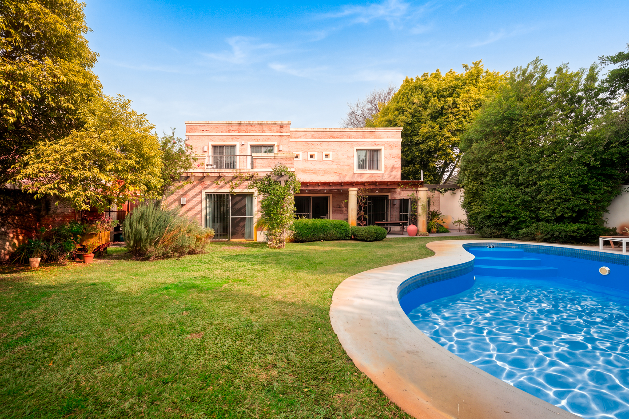  Elegant Family Residence in Prime Carrasco - 物件實景
