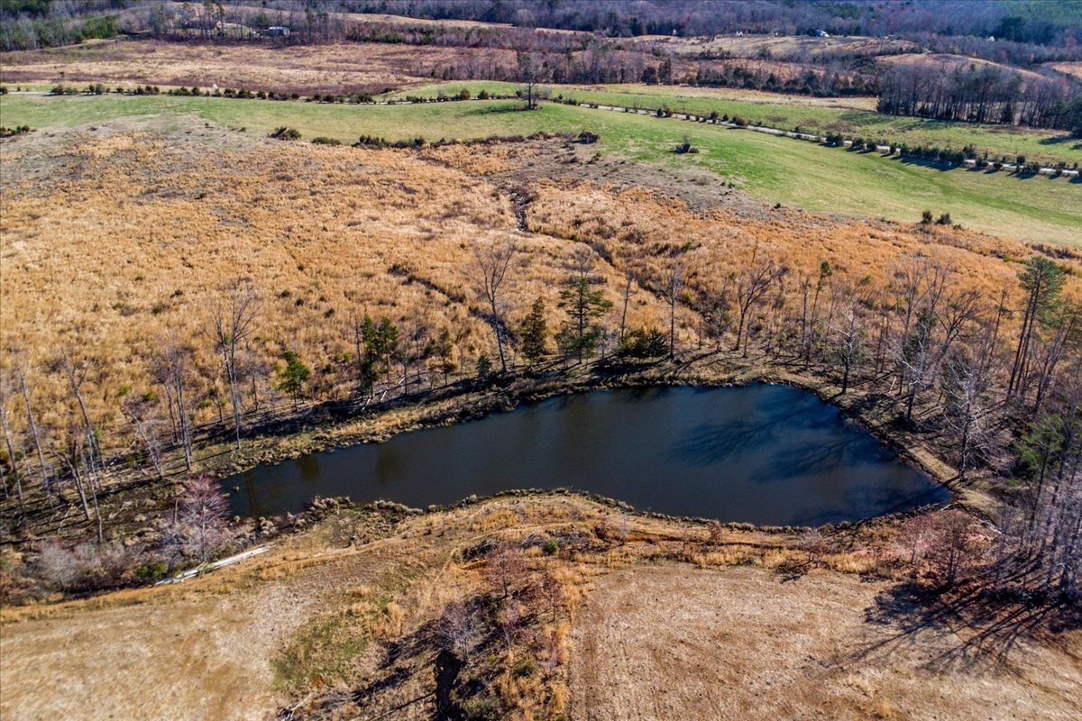 Pamplin, Virginia, 23958, United States, 3 Bedrooms Bedrooms, ,2 BathroomsBathrooms,Residential,For Sale,2007542