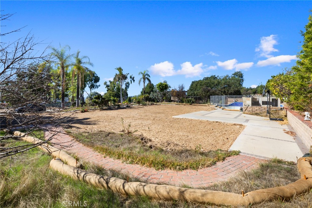 Pasadena, California, 91107, United States, 4 Bedrooms Bedrooms, ,3 BathroomsBathrooms,Residential,For Sale,1989049