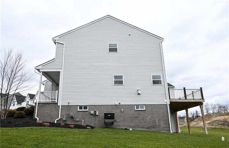 Oakdale, Pennsylvania, 15071, United States, 4 Bedrooms Bedrooms, ,4 BathroomsBathrooms,Residential,For Sale,2025427