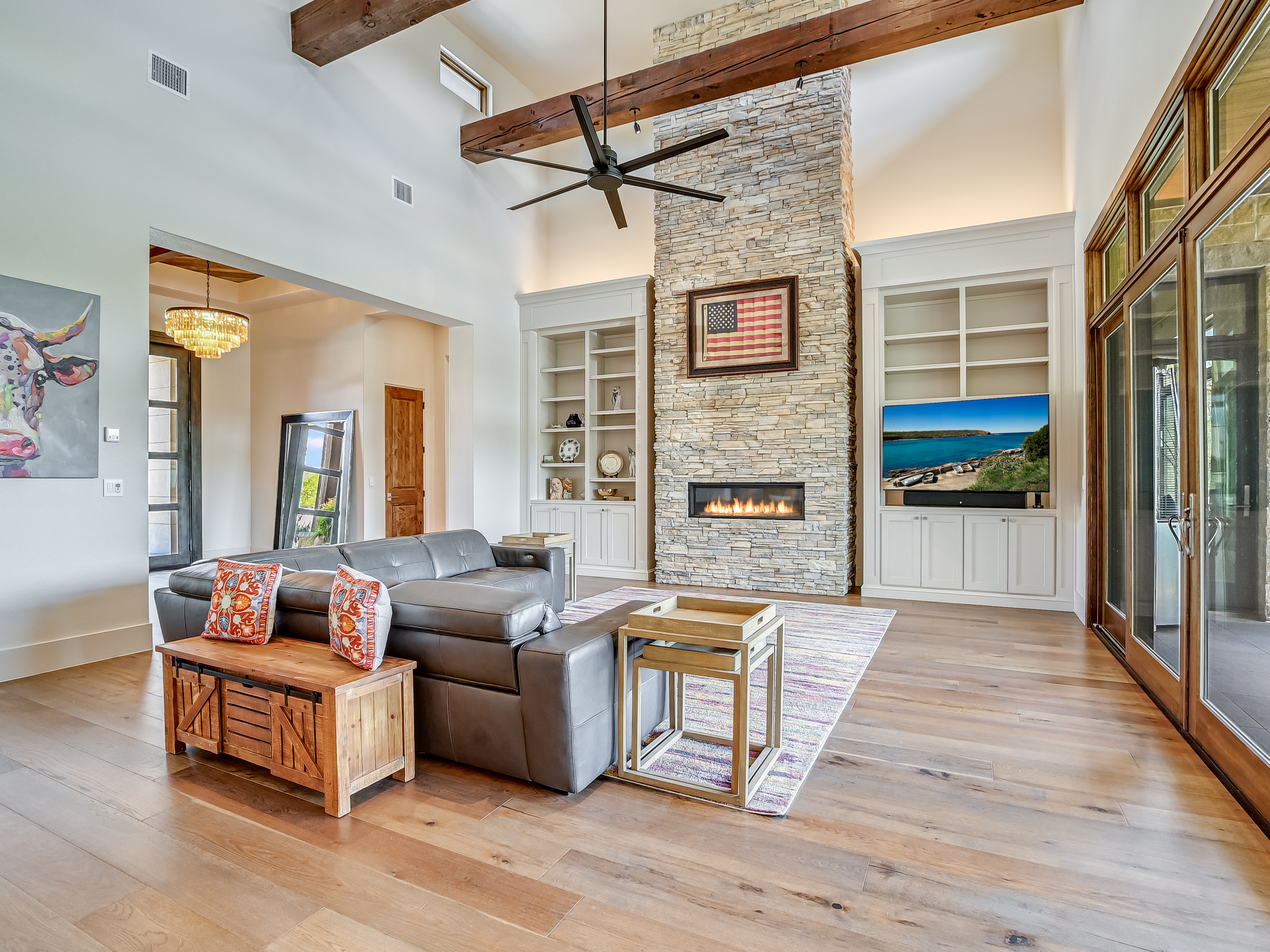  Refined Hill Country LIving - 物件實景