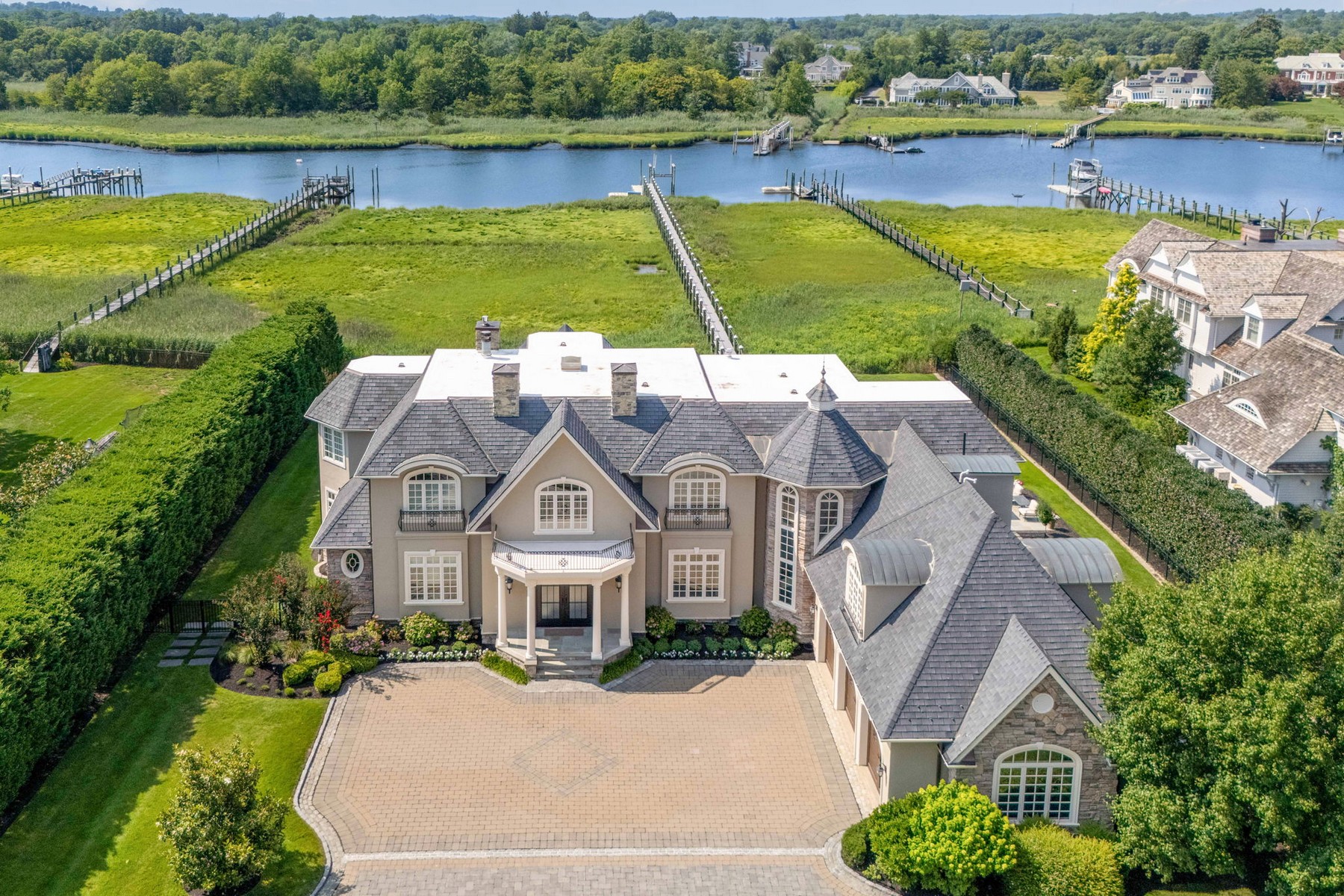  Experience the pinnacle of waterfront living. - 物件實景
