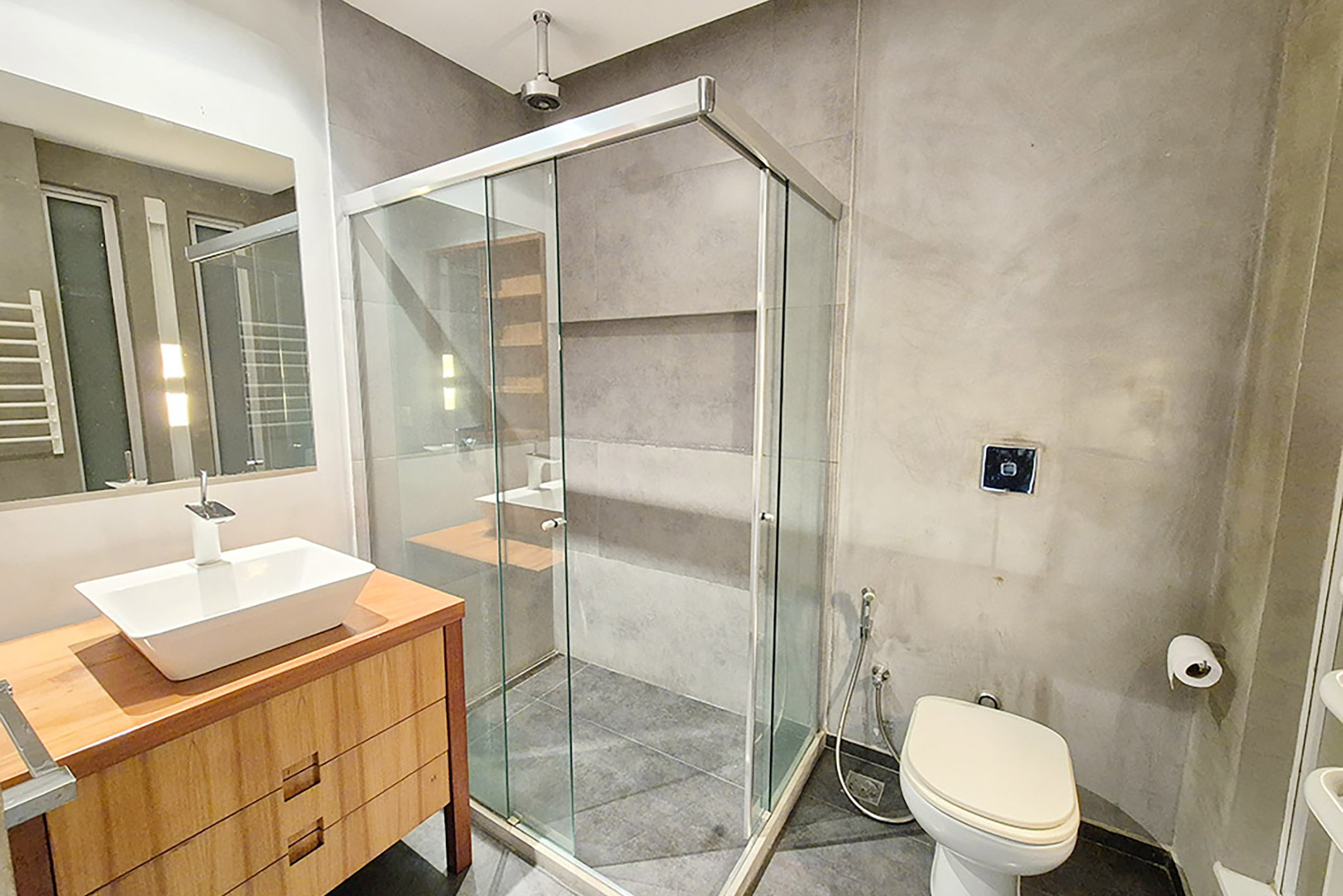  Renovated Apartment on Praça Eugênio Jardim - 物件實景