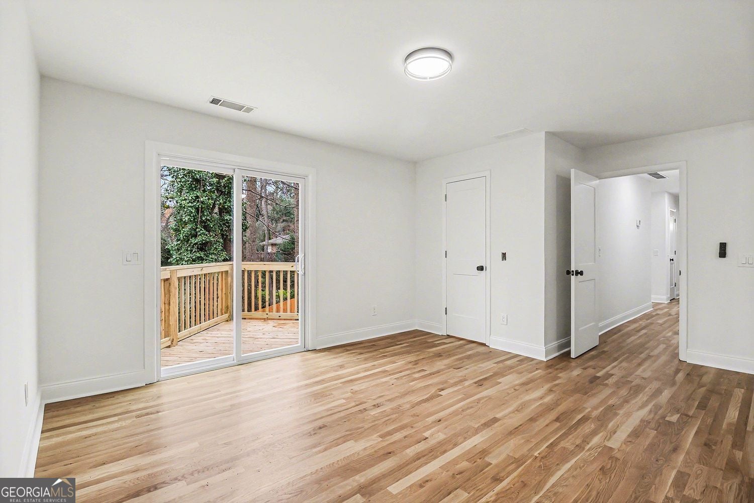 Atlanta, Georgia, 30345, United States, 4 Bedrooms Bedrooms, ,3 BathroomsBathrooms,Residential,For Sale,2007890