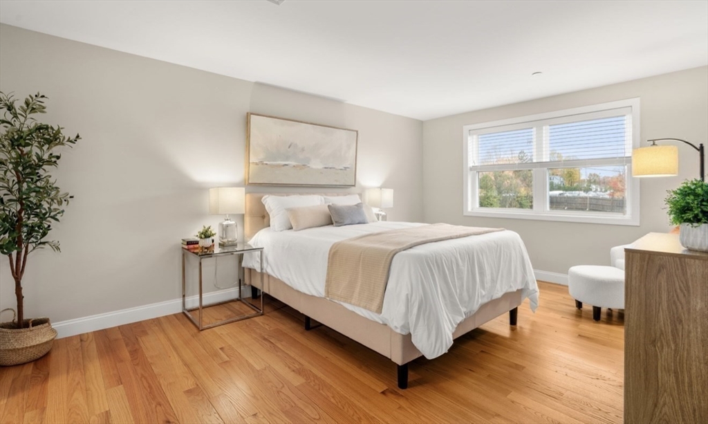 Boston, Massachusetts, 02132, United States, 2 Bedrooms Bedrooms, ,2 BathroomsBathrooms,Residential,For Sale,1987705