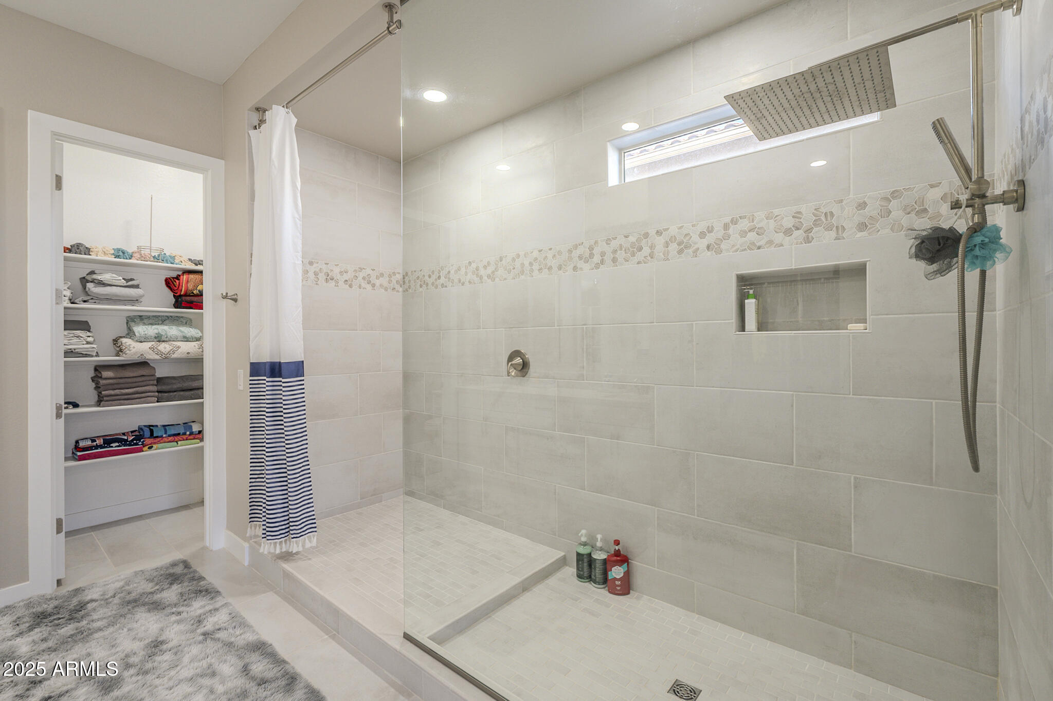 Goodyear, Arizona, 85395, United States, 4 Bedrooms Bedrooms, ,Residential,For Sale,1752366