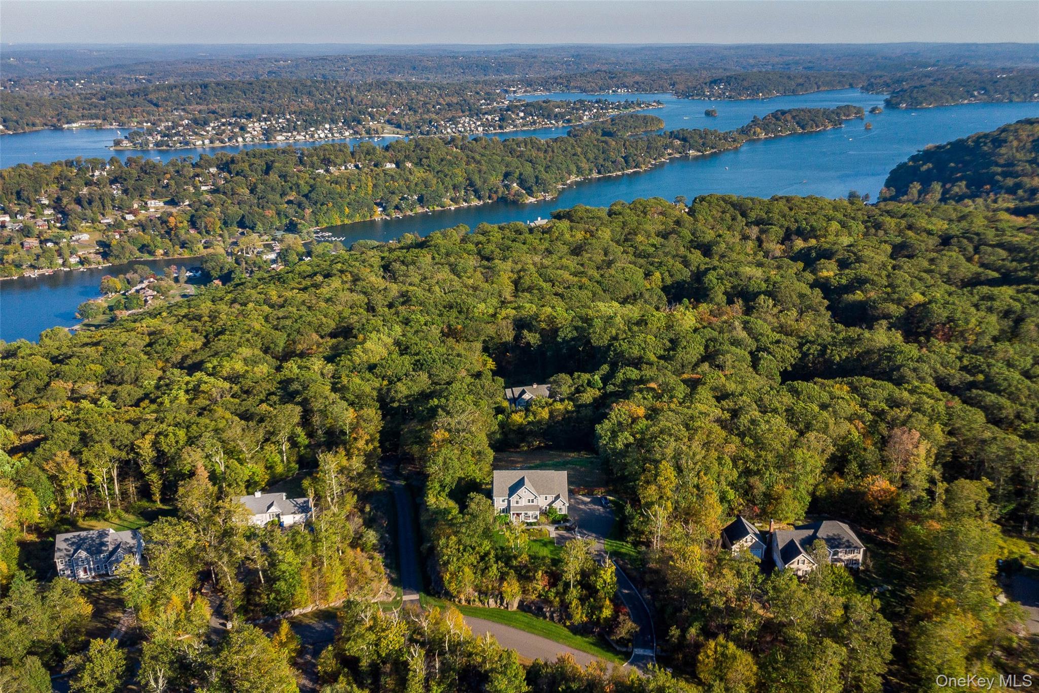 Call Listing Agent, Connecticut, 06812, United States, 5 Bedrooms Bedrooms, ,6 BathroomsBathrooms,Residential,For Sale,1991031