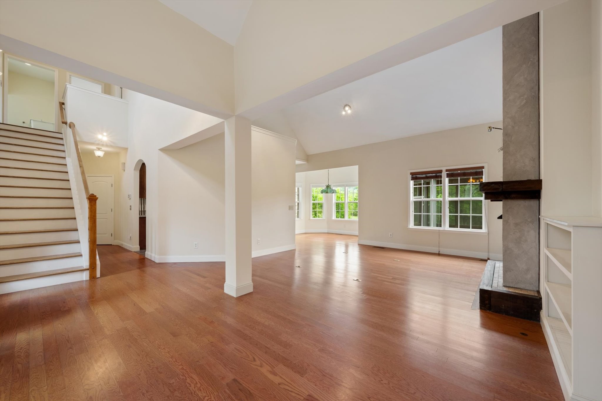  2216 Twin Peaks Ct, Spring Hill, TN, 37174 - 物件實景