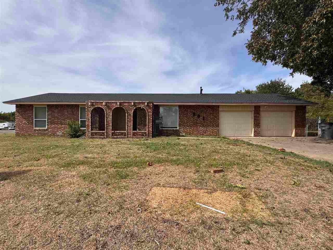 Columbia Ave, Lawton, OK 73507 #1