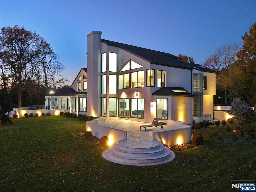 Alpine, New Jersey, 07620, United States, 6 Bedrooms Bedrooms, ,9 BathroomsBathrooms,Residential,For Sale,2000775