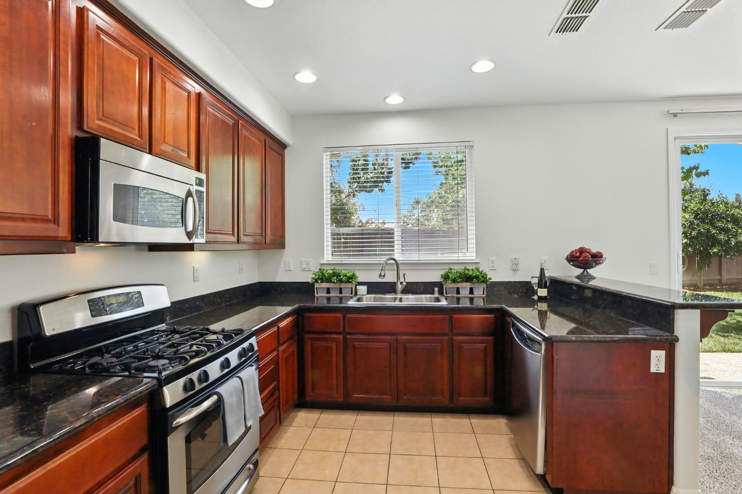 Sacramento, California, 95835, United States, 4 Bedrooms Bedrooms, ,3 BathroomsBathrooms,Residential,For Sale,1950179