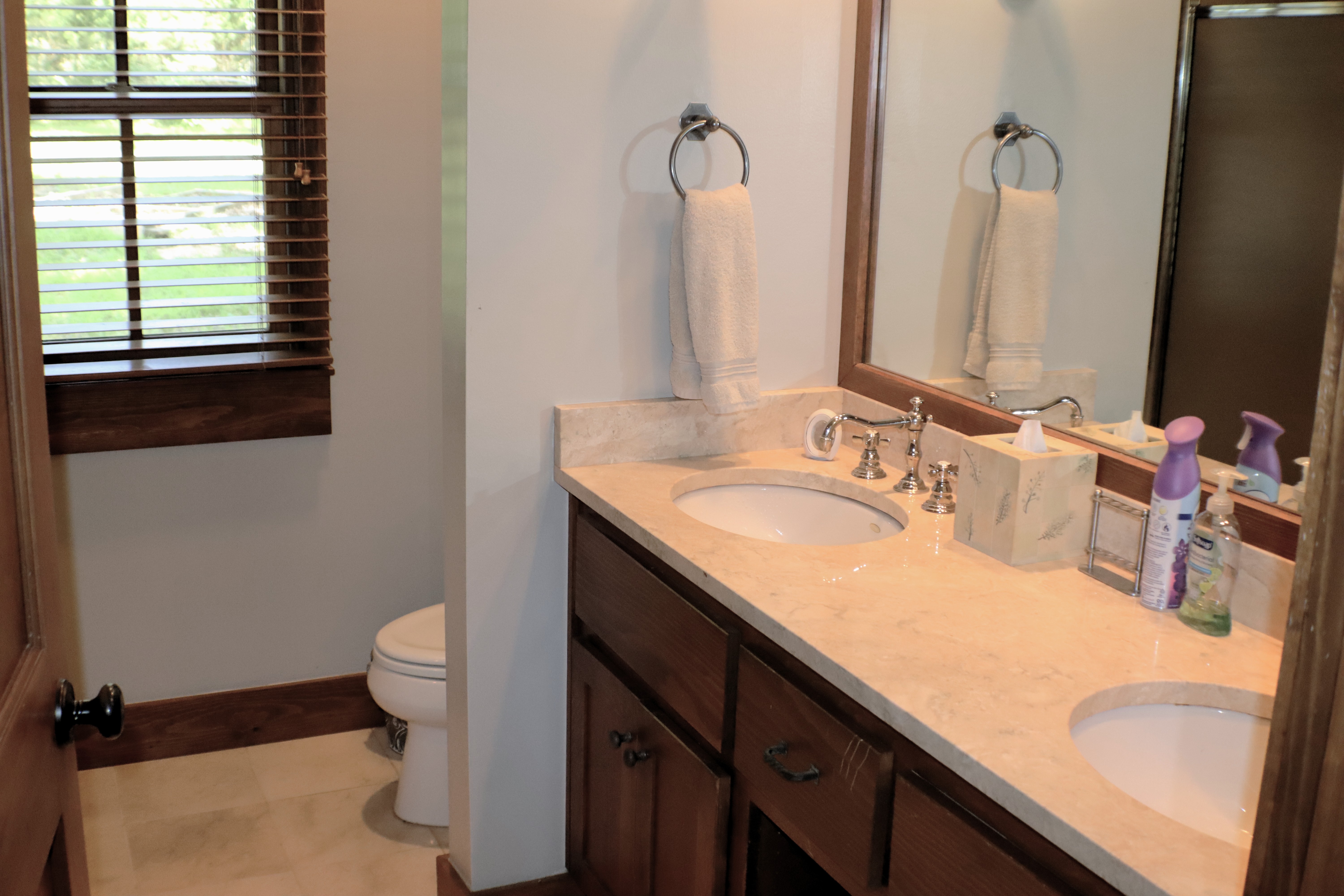 Lone Oak, Texas, 75453, United States, 3 Bedrooms Bedrooms, ,2 BathroomsBathrooms,Residential,For Sale,1880649