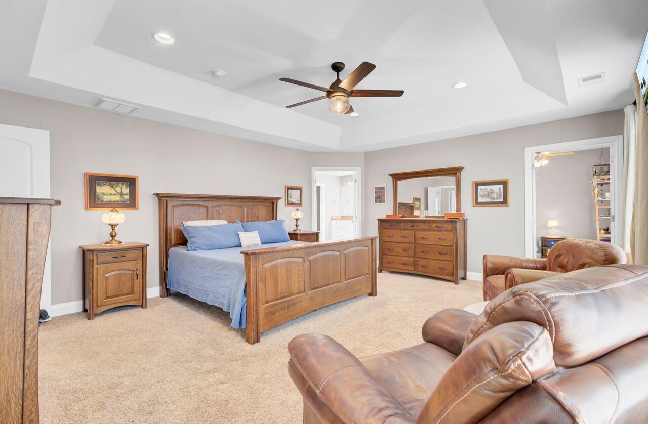 North Charleston, South Carolina, 29420, United States, 5 Bedrooms Bedrooms, ,4 BathroomsBathrooms,Residential,For Sale,1942207