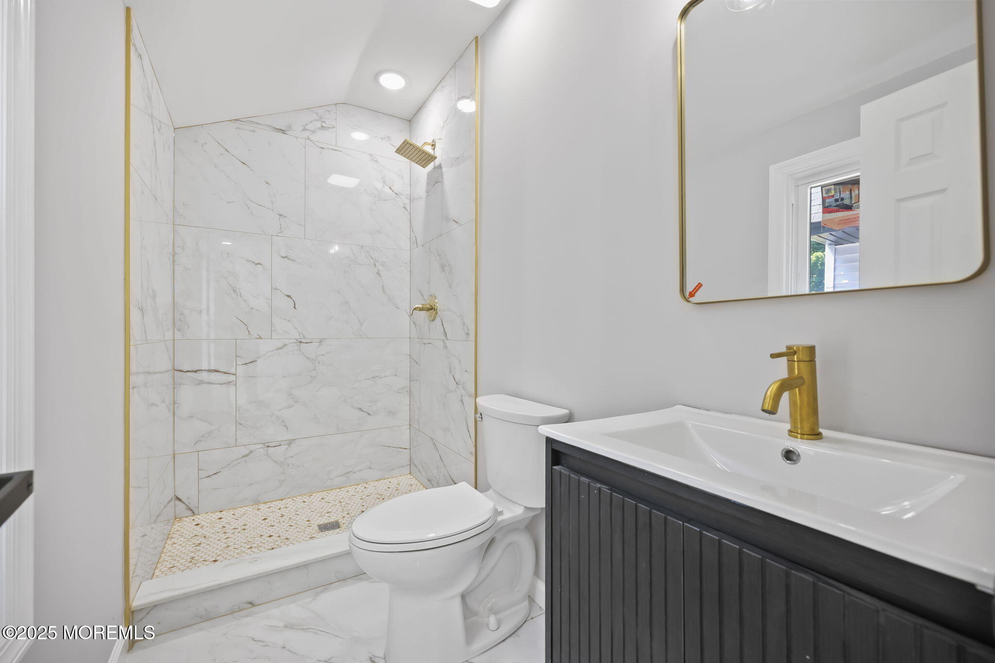 Matawan, New Jersey, 07747, United States, 3 Bedrooms Bedrooms, ,2 BathroomsBathrooms,Residential,For Sale,1977234