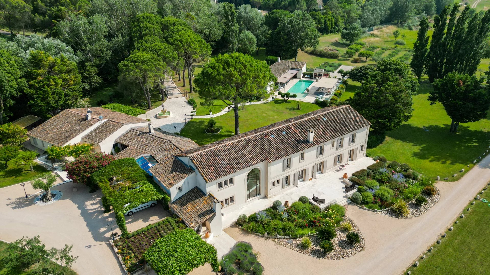 Arles, Provence-Alpes-Côte d’Azur, 13200, FR, ,Residential,For Sale,1987892