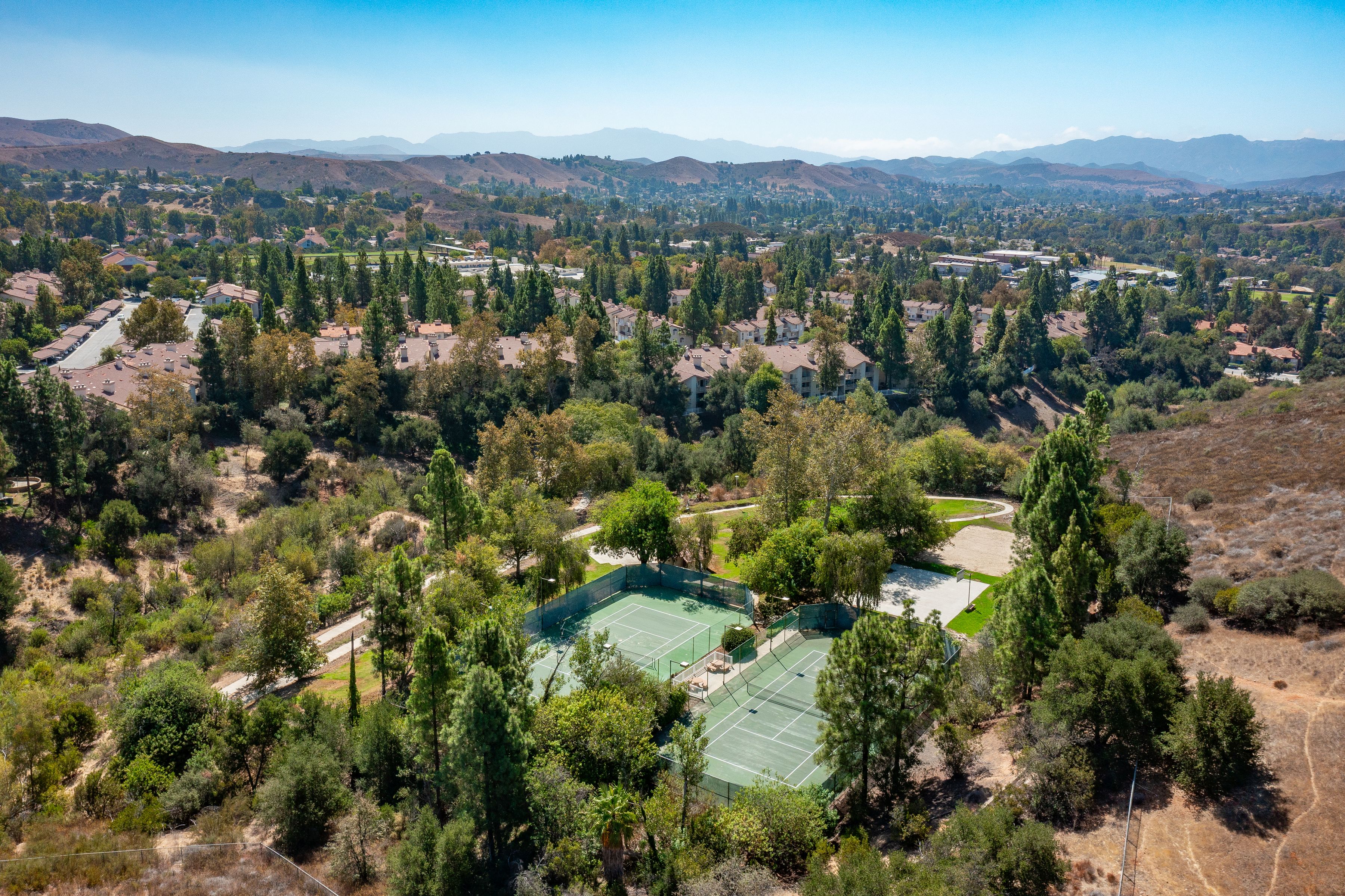  5728 Oak Bend Lane, 208, Oak Park - 物件實景
