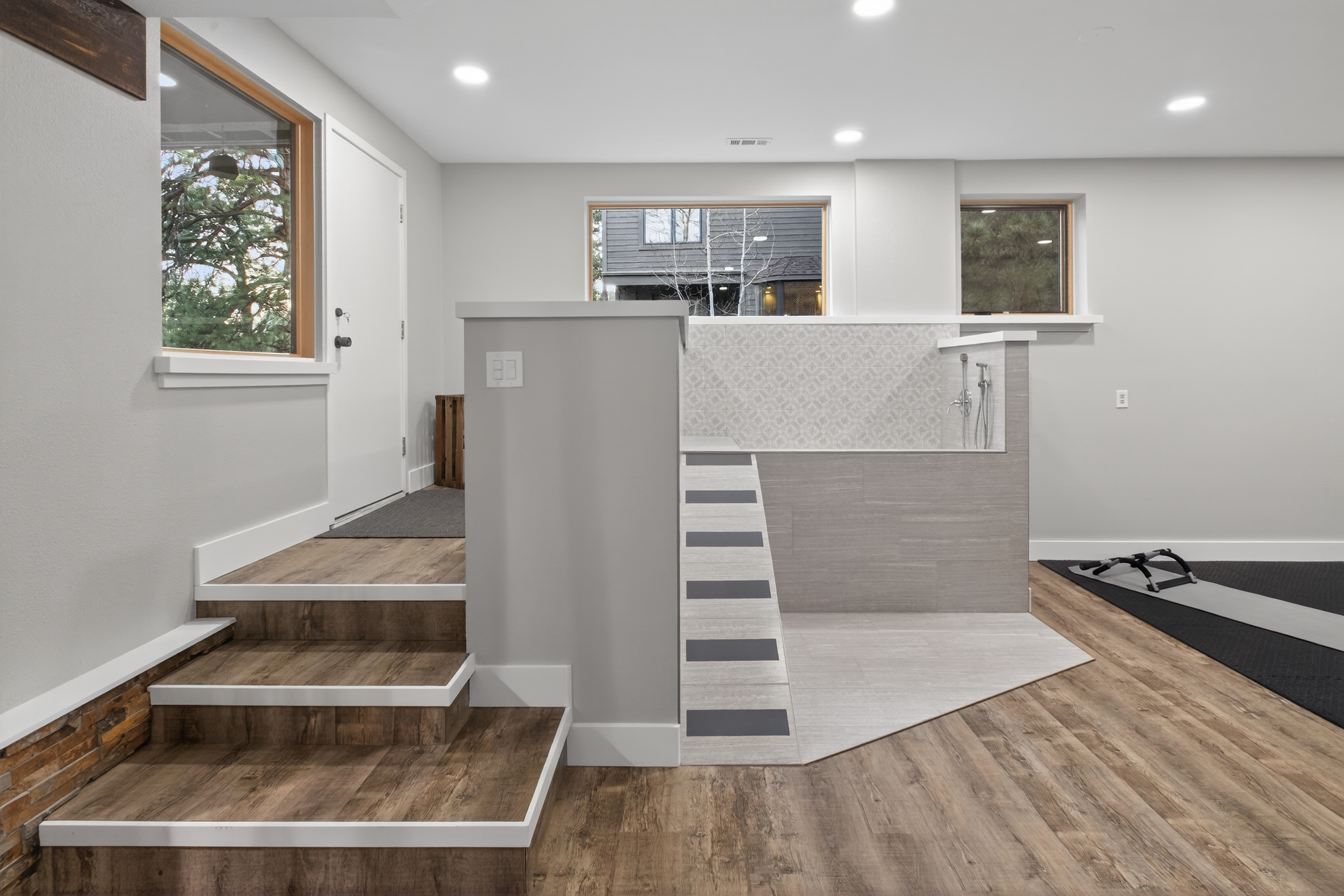  Thoughtfully Updated Throughout - 物件實景