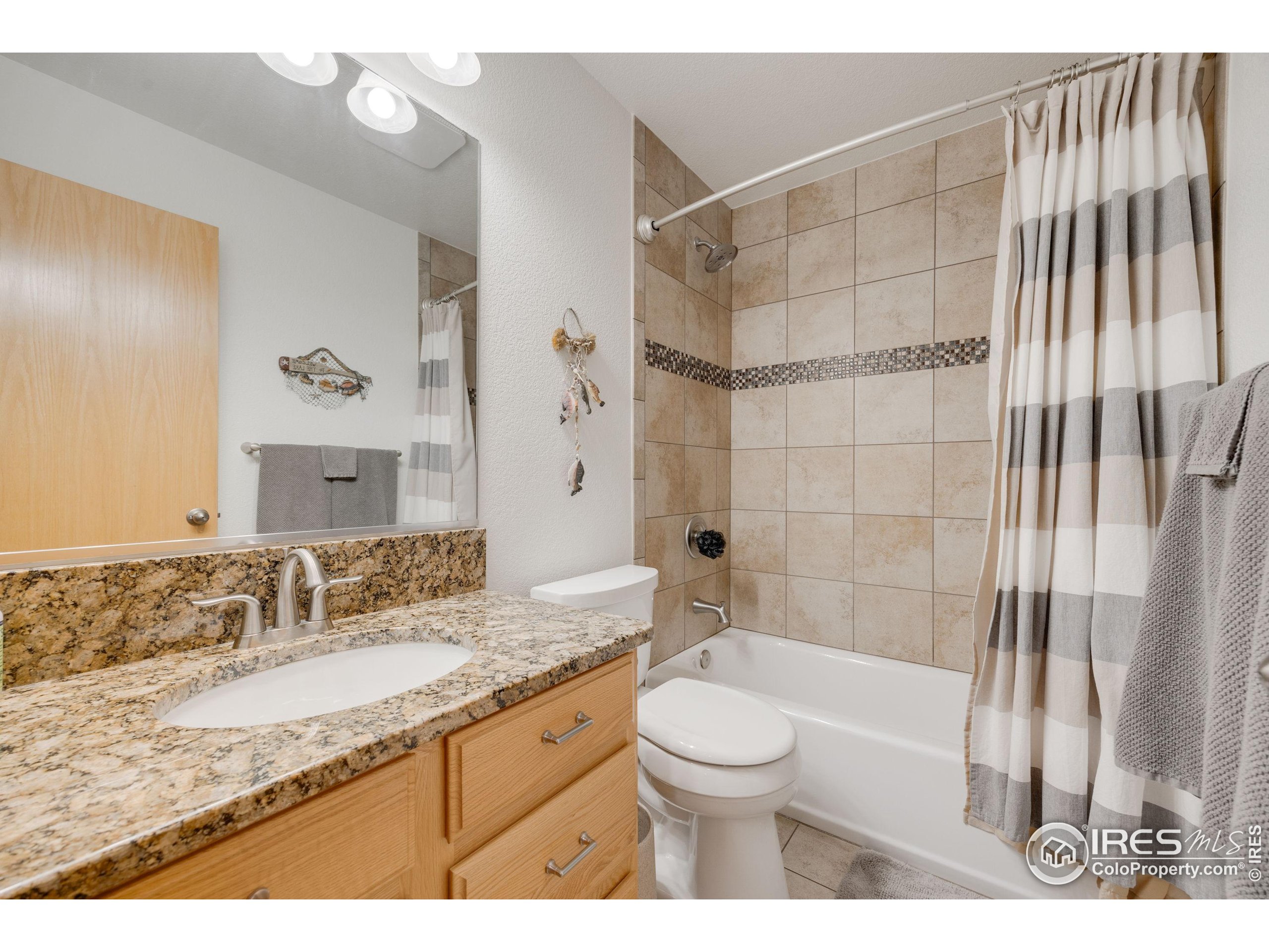 Fort Collins, Colorado, 80526, United States, 3 Bedrooms Bedrooms, ,2 BathroomsBathrooms,Residential,For Sale,1992976