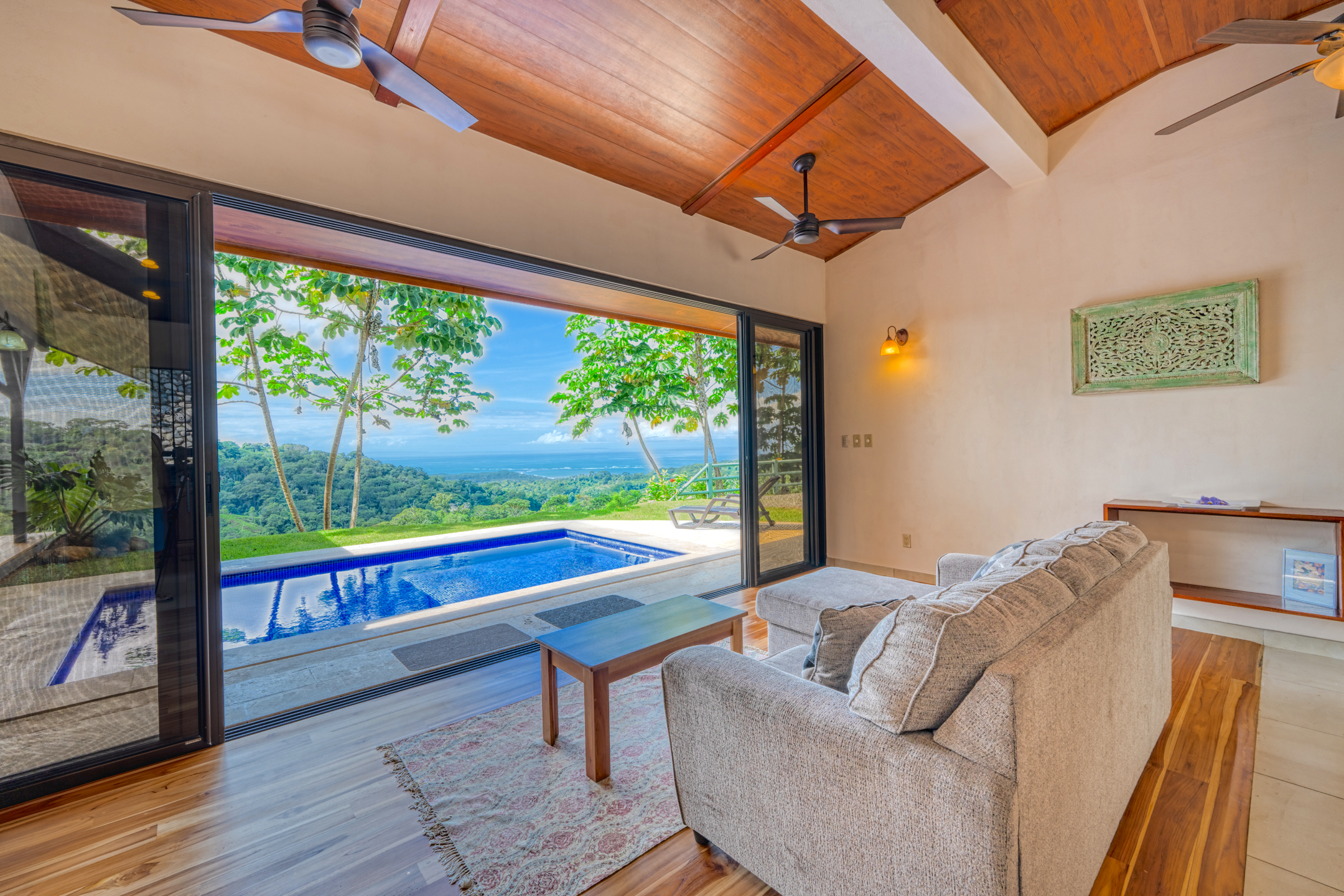 Uvita, Puntarenas, CR, 2 Bedrooms Bedrooms, ,2 BathroomsBathrooms,Residential,For Sale,1617213
