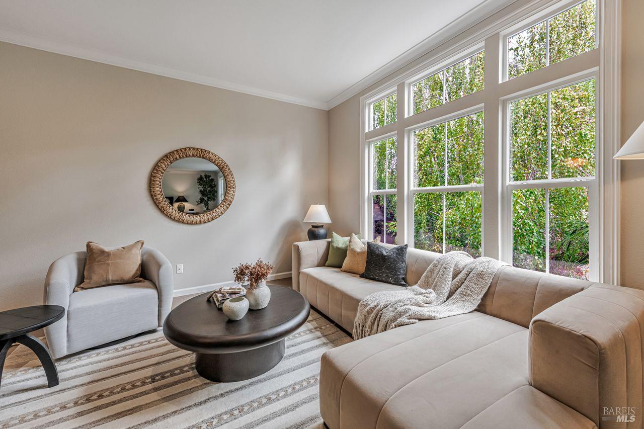 Novato, California, 94949, United States, 5 Bedrooms Bedrooms, ,3 BathroomsBathrooms,Residential,For Sale,1941742