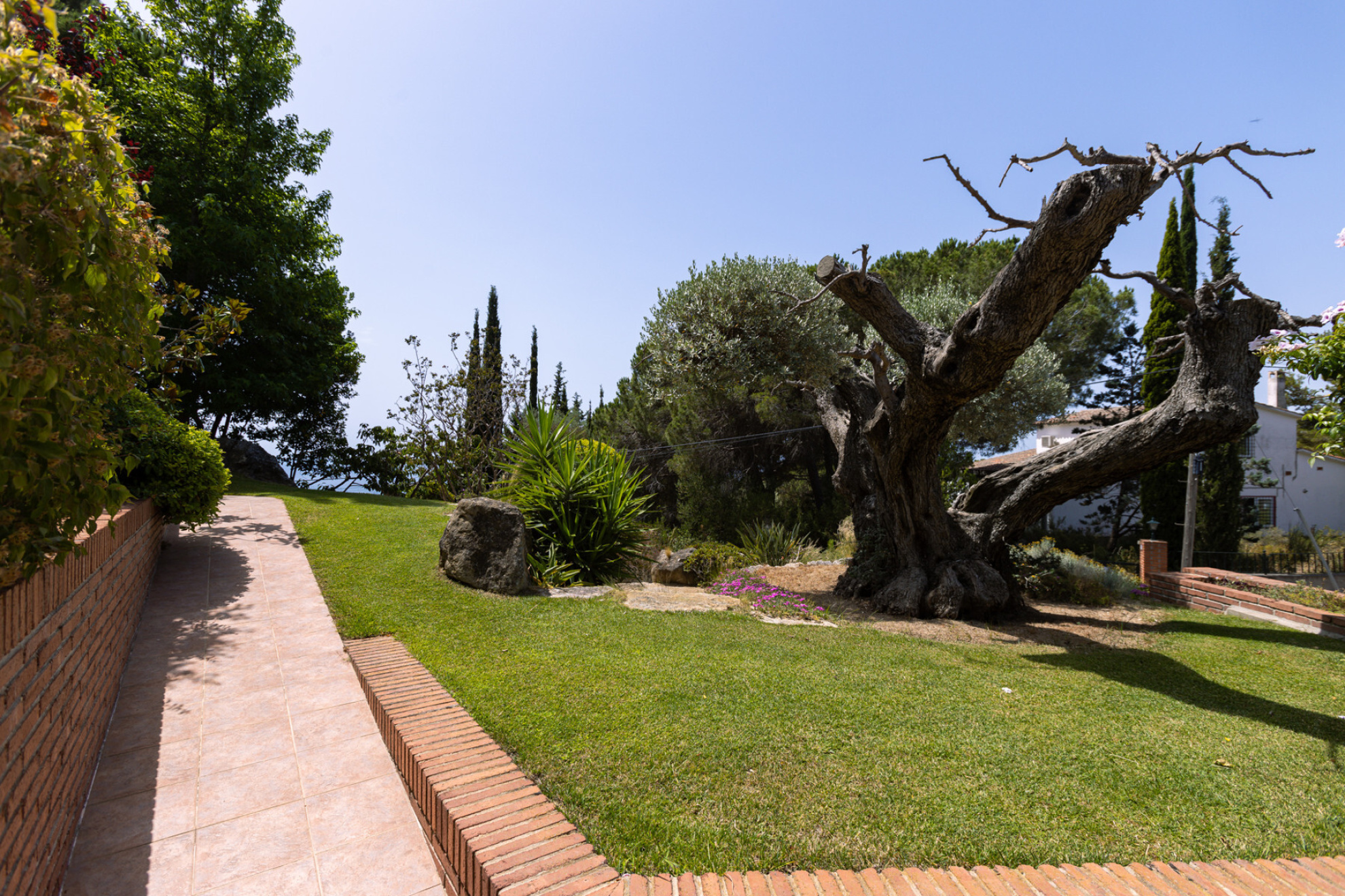  Villa with pool in an unbeatable location - 物件實景