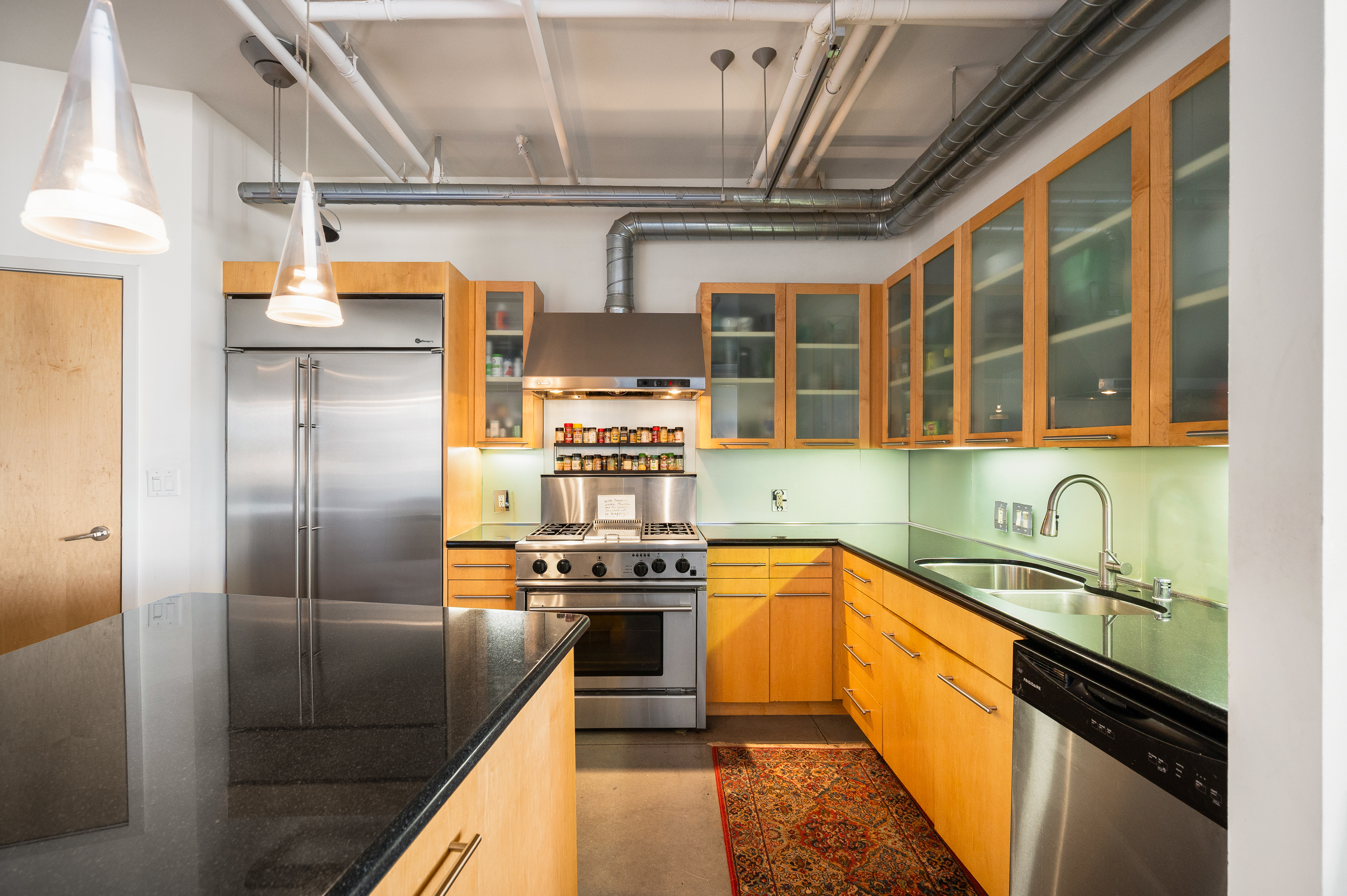  Architectural Gem at Promenade Lofts - 物件實景