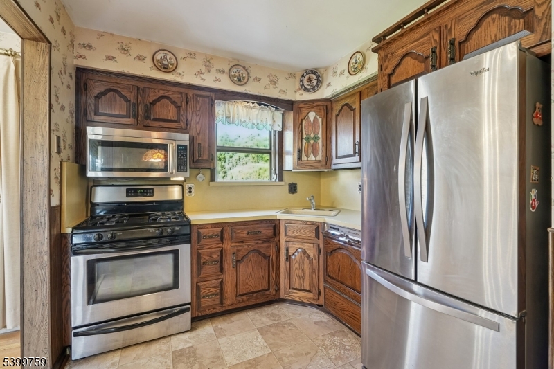 Clifton City, New Jersey, 07012, United States, 3 Bedrooms Bedrooms, ,1 BathroomBathrooms,Residential,For Sale,2003505