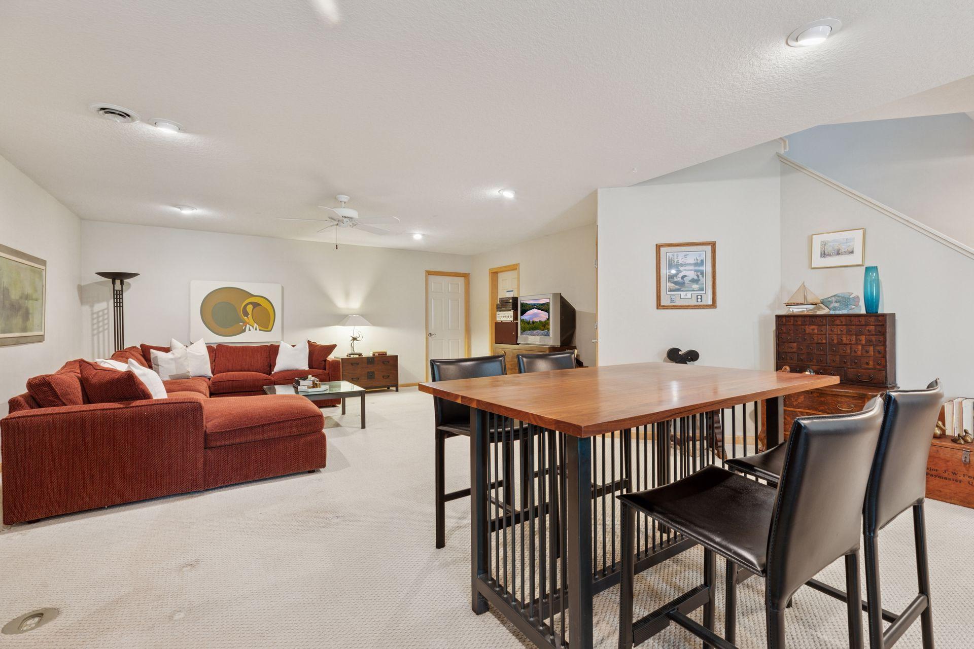 Plymouth, Minnesota, 55446, United States, 3 Bedrooms Bedrooms, ,3 BathroomsBathrooms,Residential,For Sale,1827815