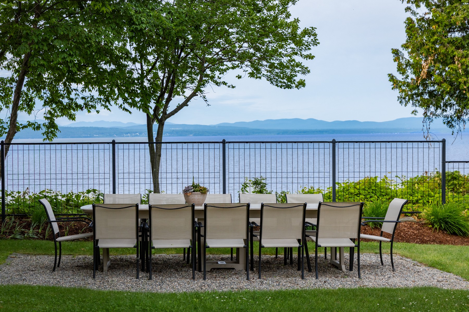 1333 Colchester Point Road - 物件實景