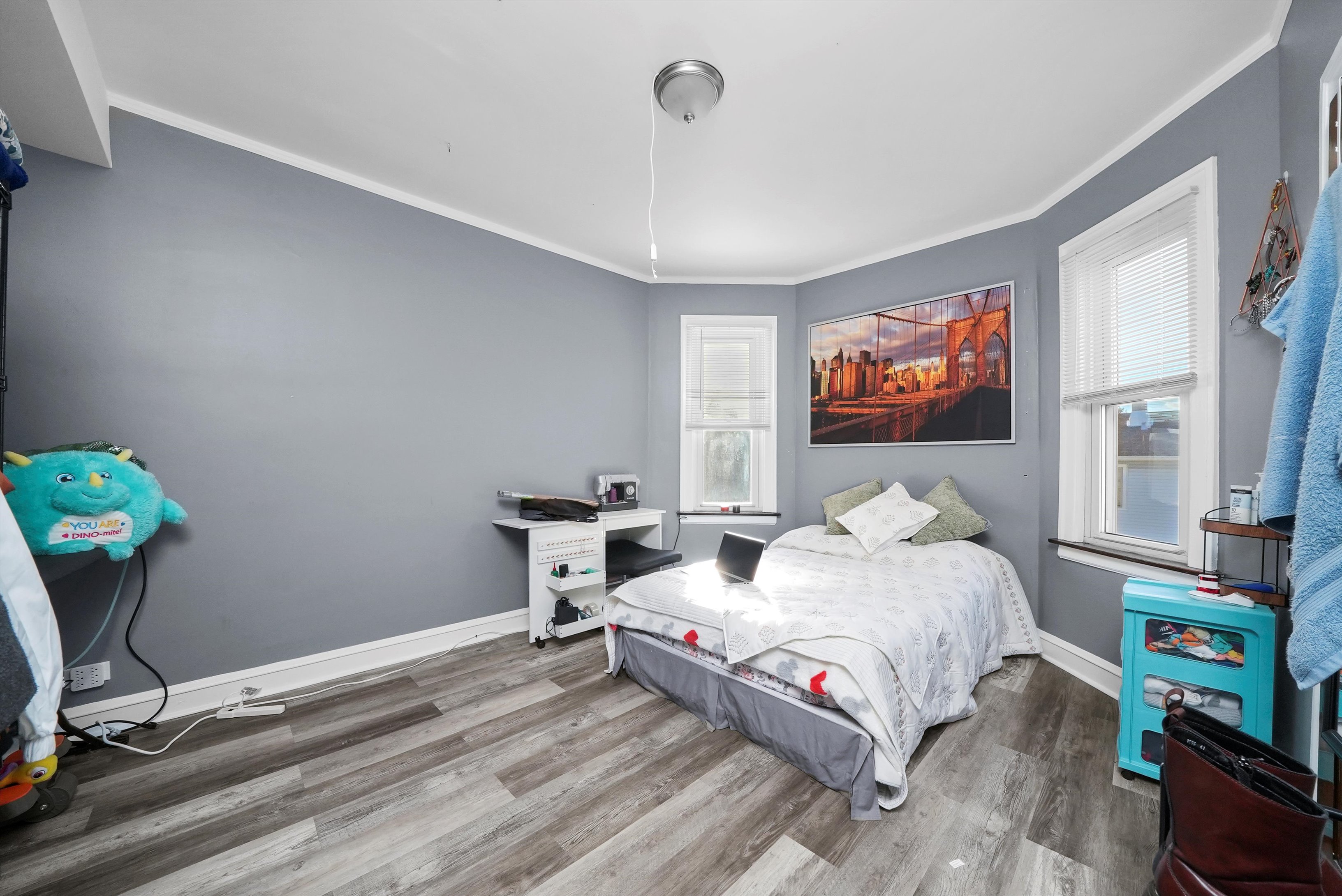 Chicago, Illinois, 60639, United States, 8 Bedrooms Bedrooms, ,3 BathroomsBathrooms,Residential,For Sale,1986101