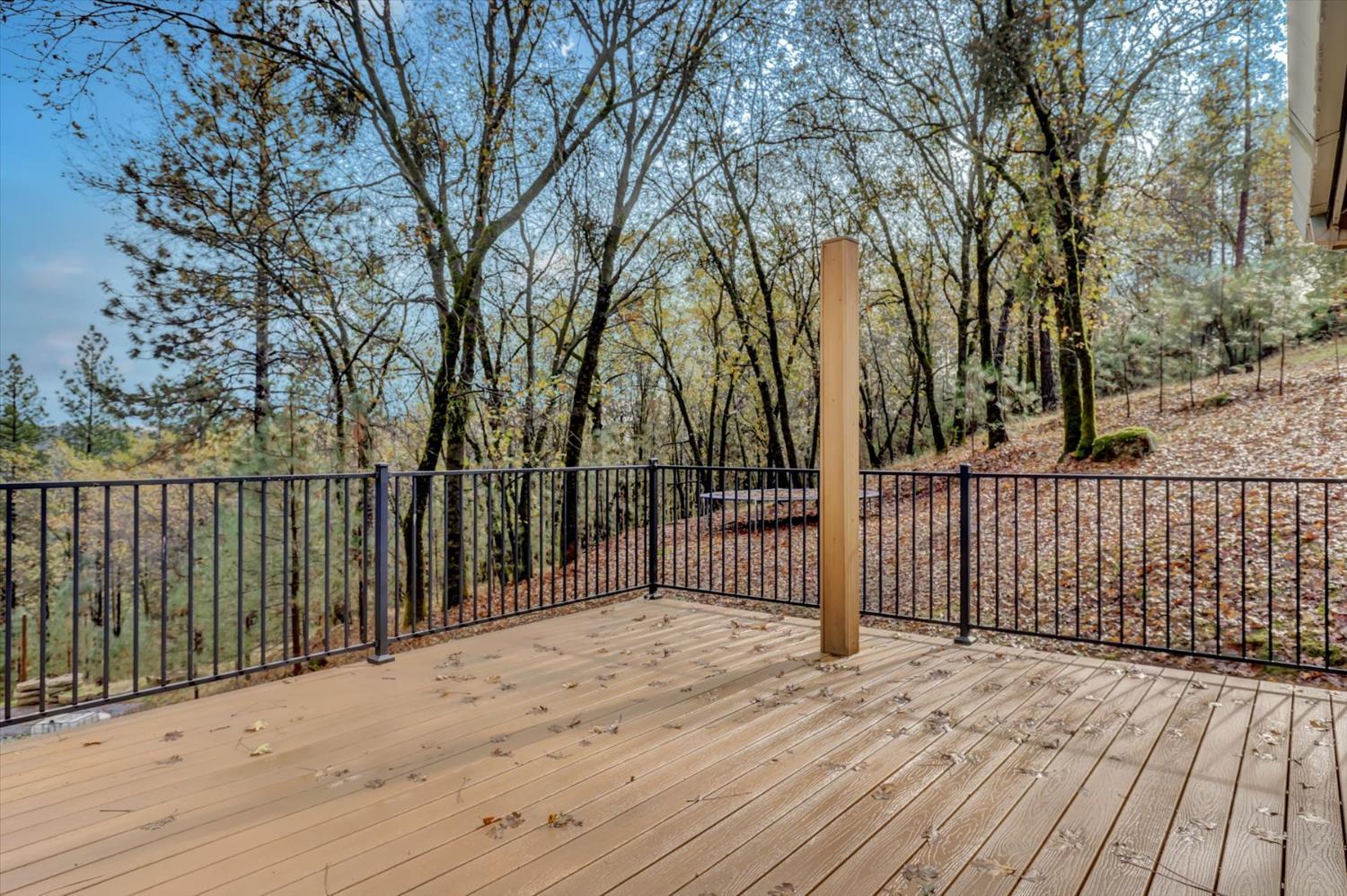 Grass Valley, California, 95949, United States, 2 Bedrooms Bedrooms, ,1 BathroomBathrooms,Residential,For Sale,1993836