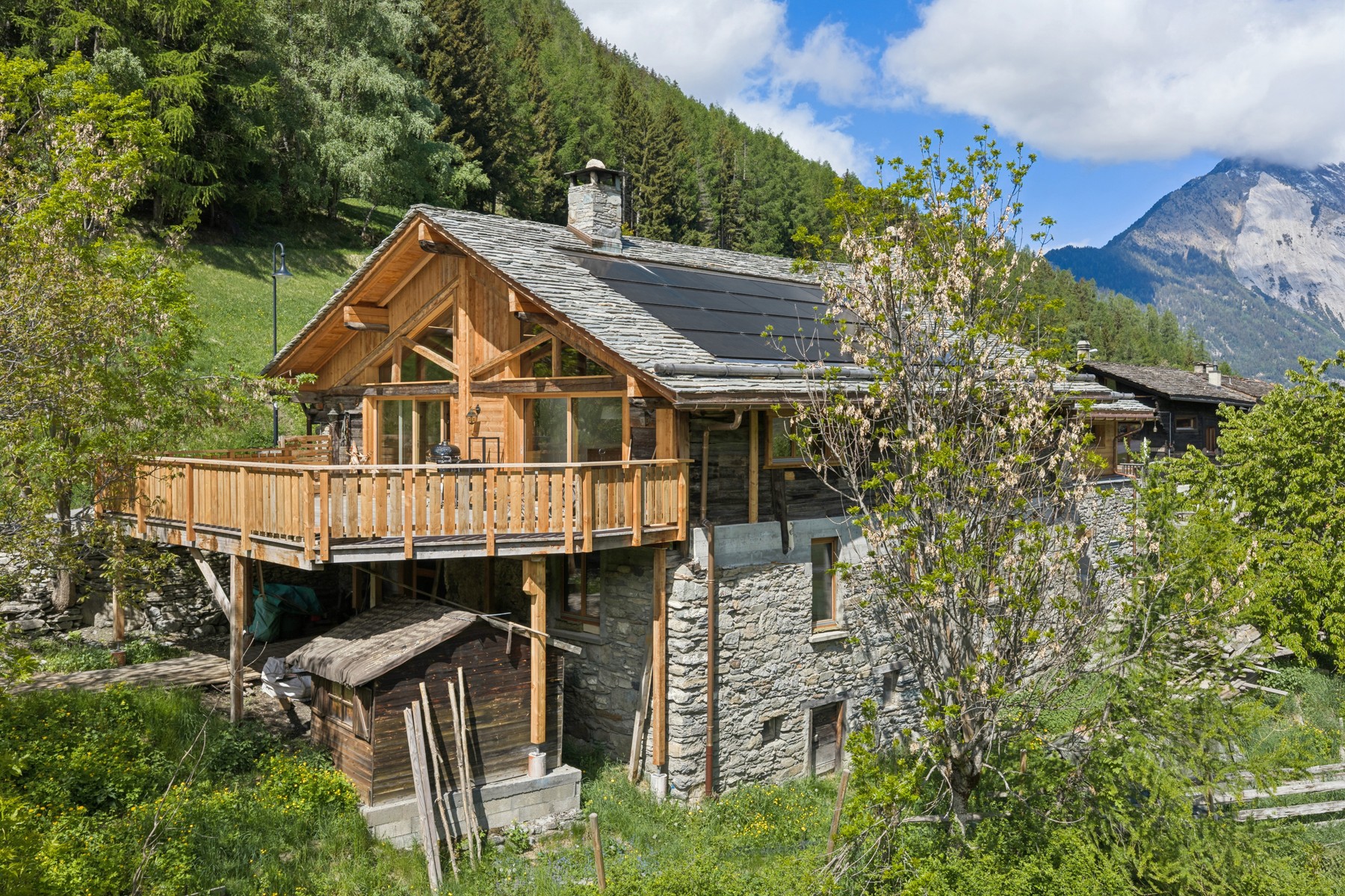  A charming hamlet in the municipality of Liddes, enjoying a peaceful setting in - 物件實景