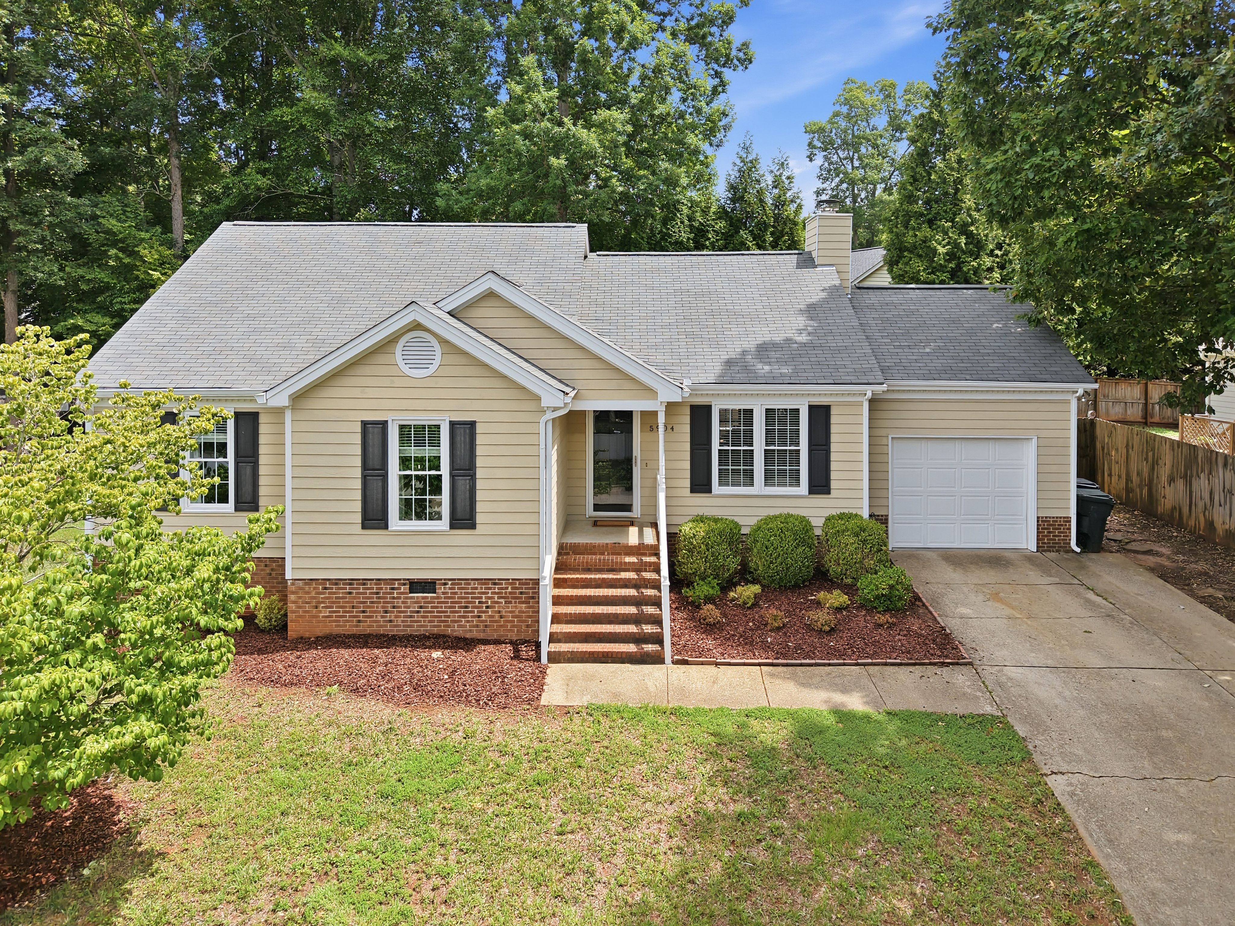  5904 Westborough Drive, Raleigh, NC 27612 - 物件實景