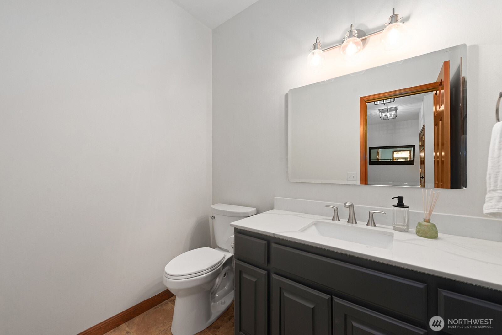 Puyallup, Washington, 98374, United States, 4 Bedrooms Bedrooms, ,3 BathroomsBathrooms,Residential,For Sale,1949805