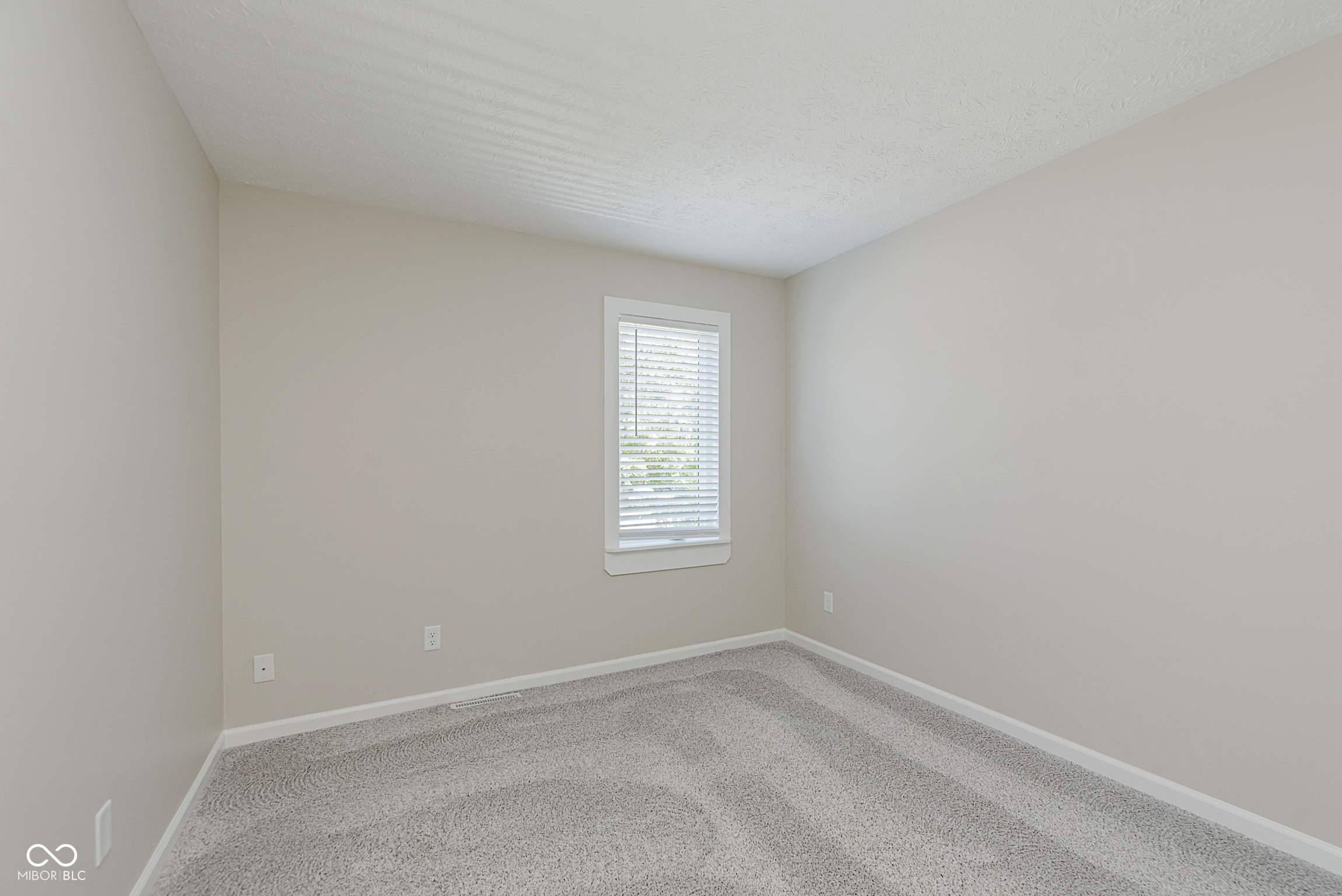 Greenwood, Indiana, 46143, United States, 4 Bedrooms Bedrooms, ,3 BathroomsBathrooms,Residential,For Sale,1976804