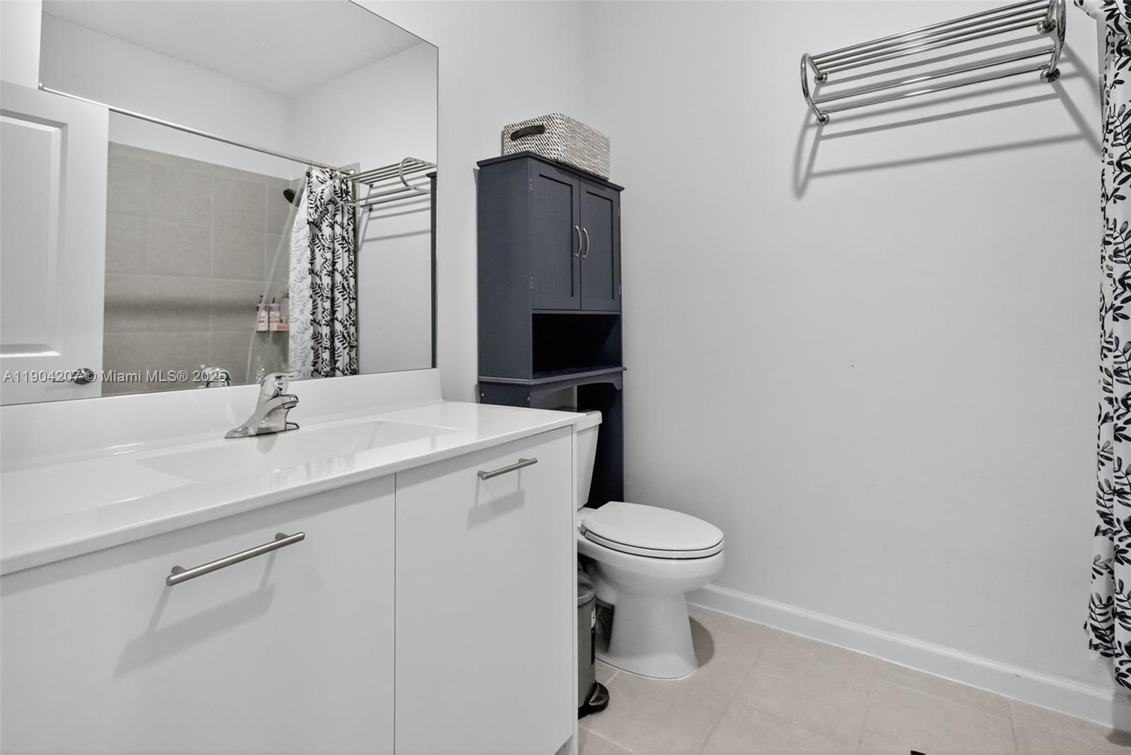 Miami, Florida, 33167, United States, 4 Bedrooms Bedrooms, ,3 BathroomsBathrooms,Residential,For Sale,1987738