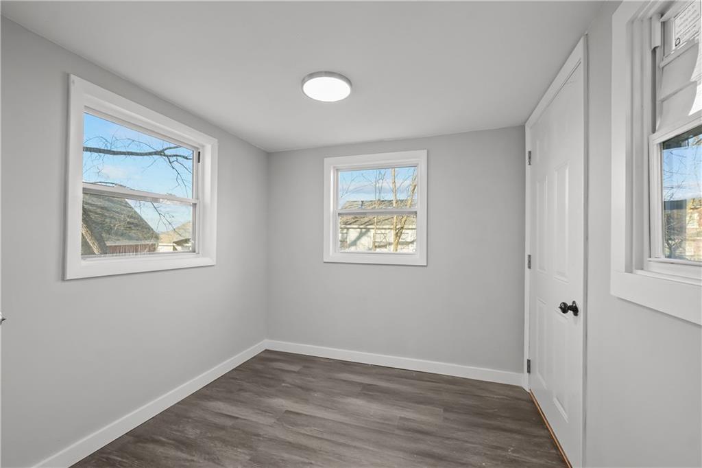 Providence, Rhode Island, 02906, United States, 3 Bedrooms Bedrooms, ,2 BathroomsBathrooms,Residential,For Sale,1850719