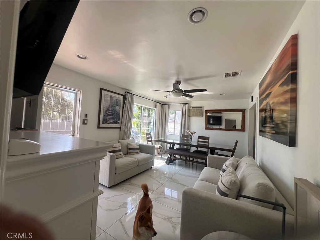 Tujunga, California, 91042, United States, 3 Bedrooms Bedrooms, ,3 BathroomsBathrooms,Residential,For Sale,2048284