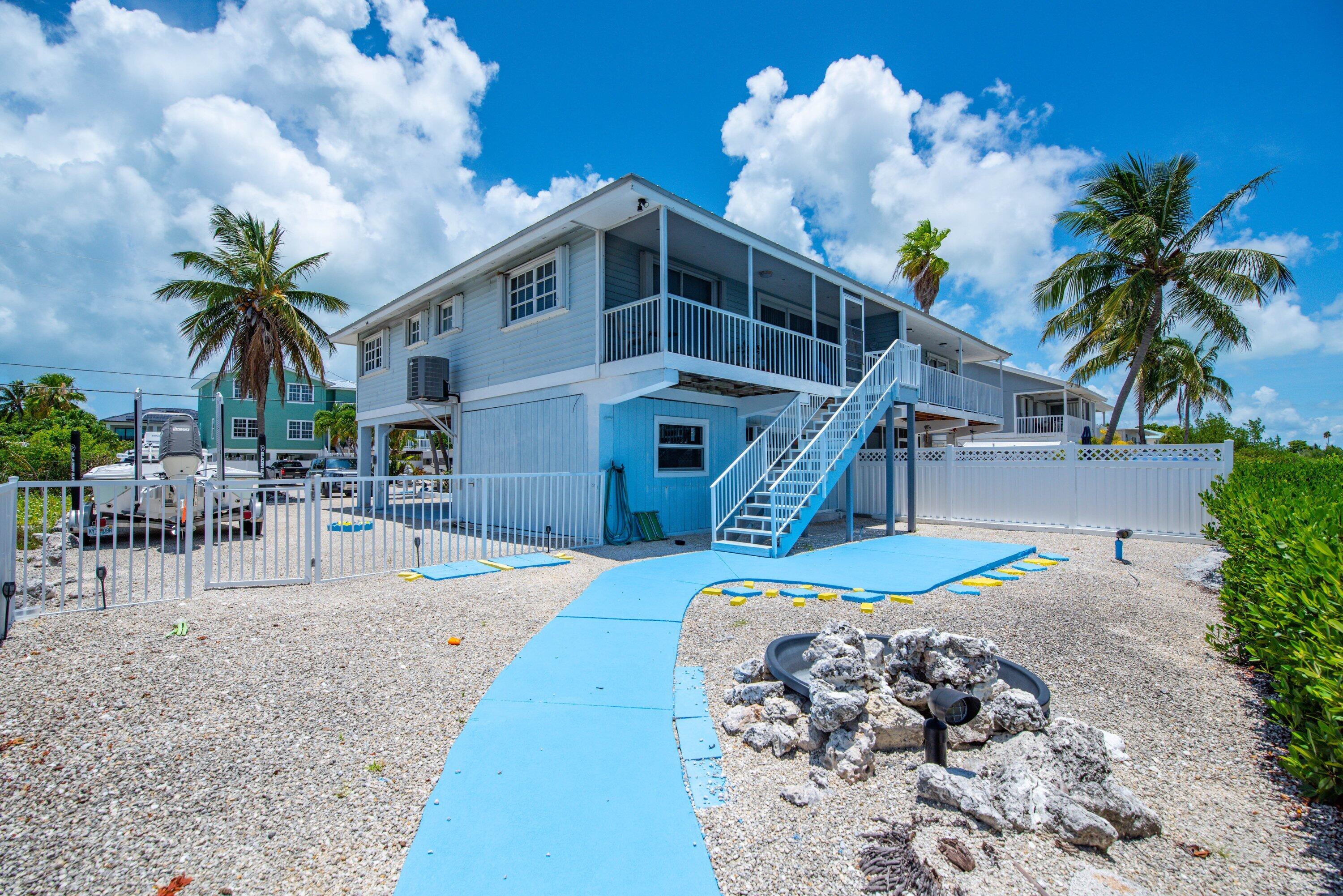 MARATHON, Florida, 33050, United States, 2 Bedrooms Bedrooms, ,2 BathroomsBathrooms,Residential,For Sale,1885329