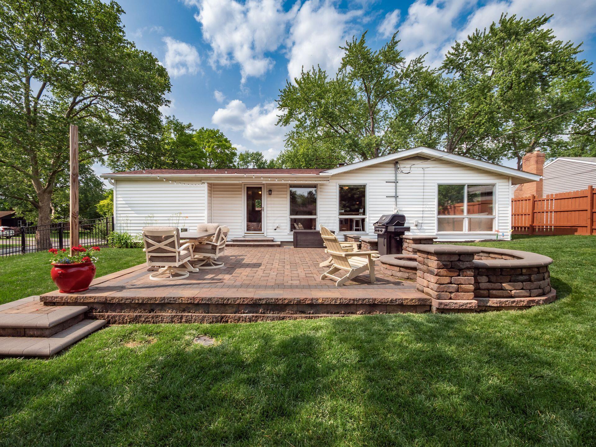 Upper Arlington, Ohio, 43221, United States, 3 Bedrooms Bedrooms, ,2 BathroomsBathrooms,Residential,For Sale,1911210
