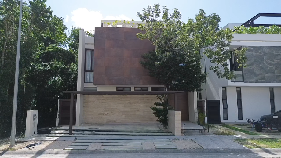 Solidaridad, Quintana Roo, 77724, Mexico, 5 Bedrooms Bedrooms, ,5 BathroomsBathrooms,Residential,For Sale,1986519