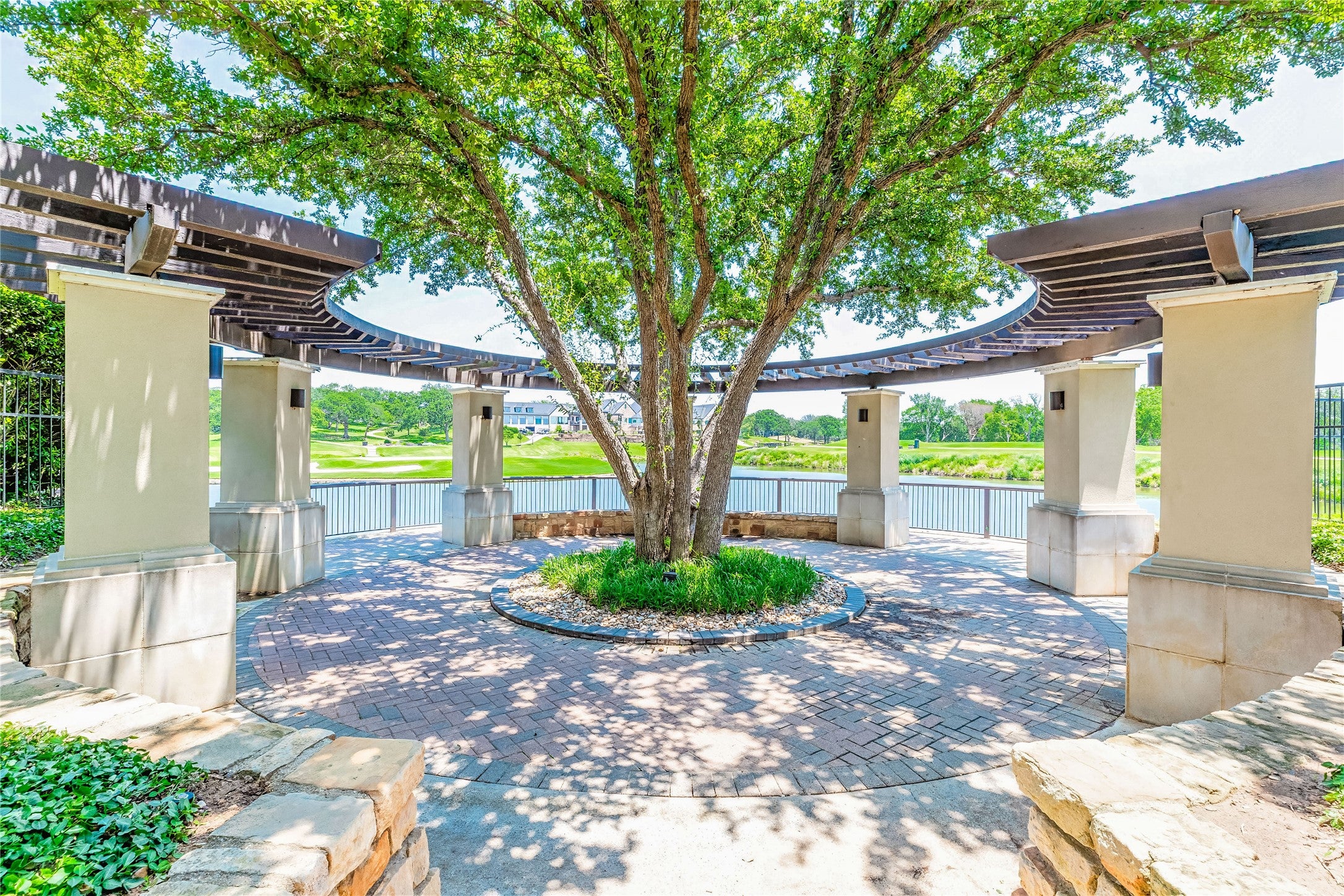 Southlake, Texas, 76092, United States, 3 Bedrooms Bedrooms, ,3 BathroomsBathrooms,Residential,For Sale,1841615