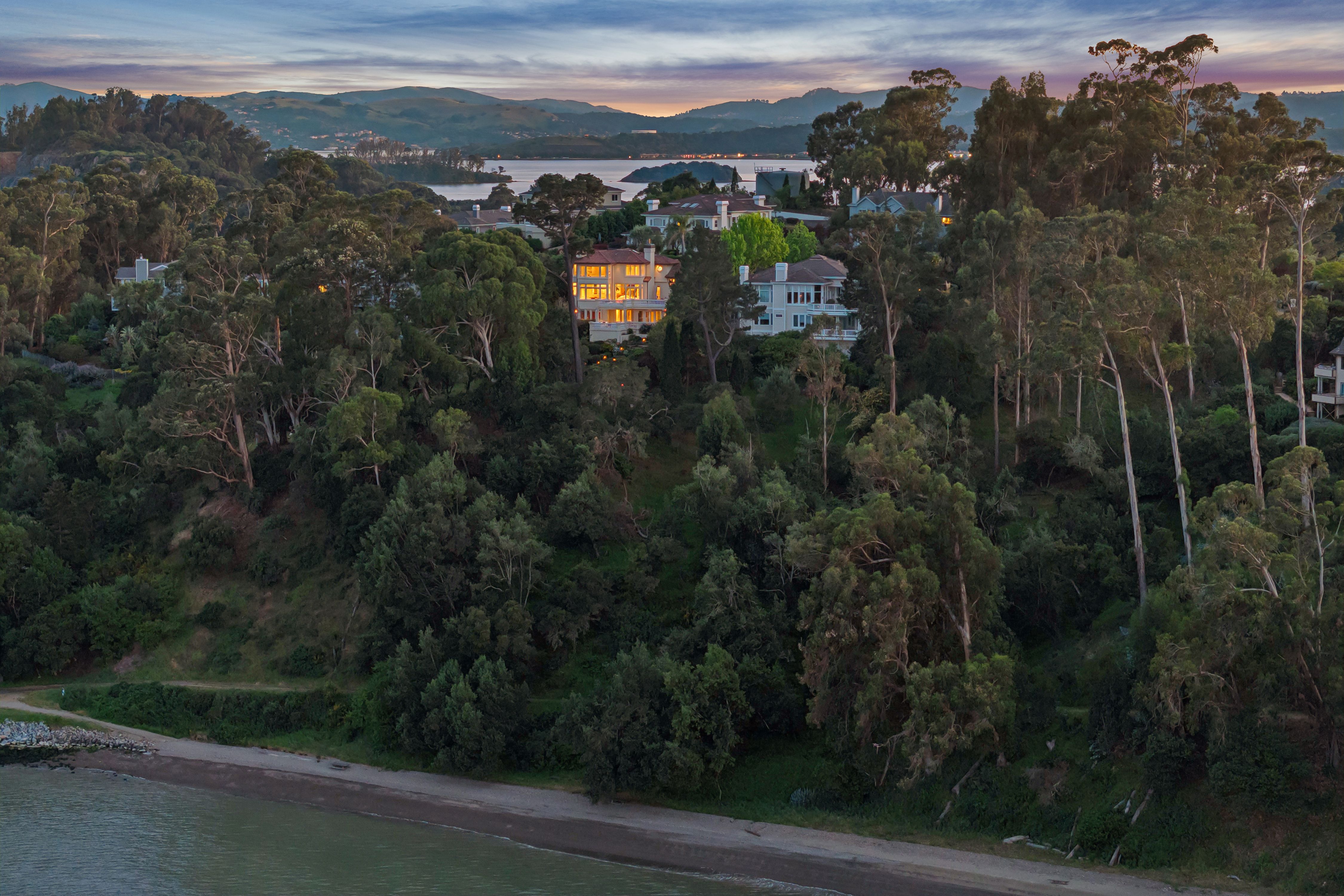  Private Luxury Retreat Overlooking the Bay - 物件實景
