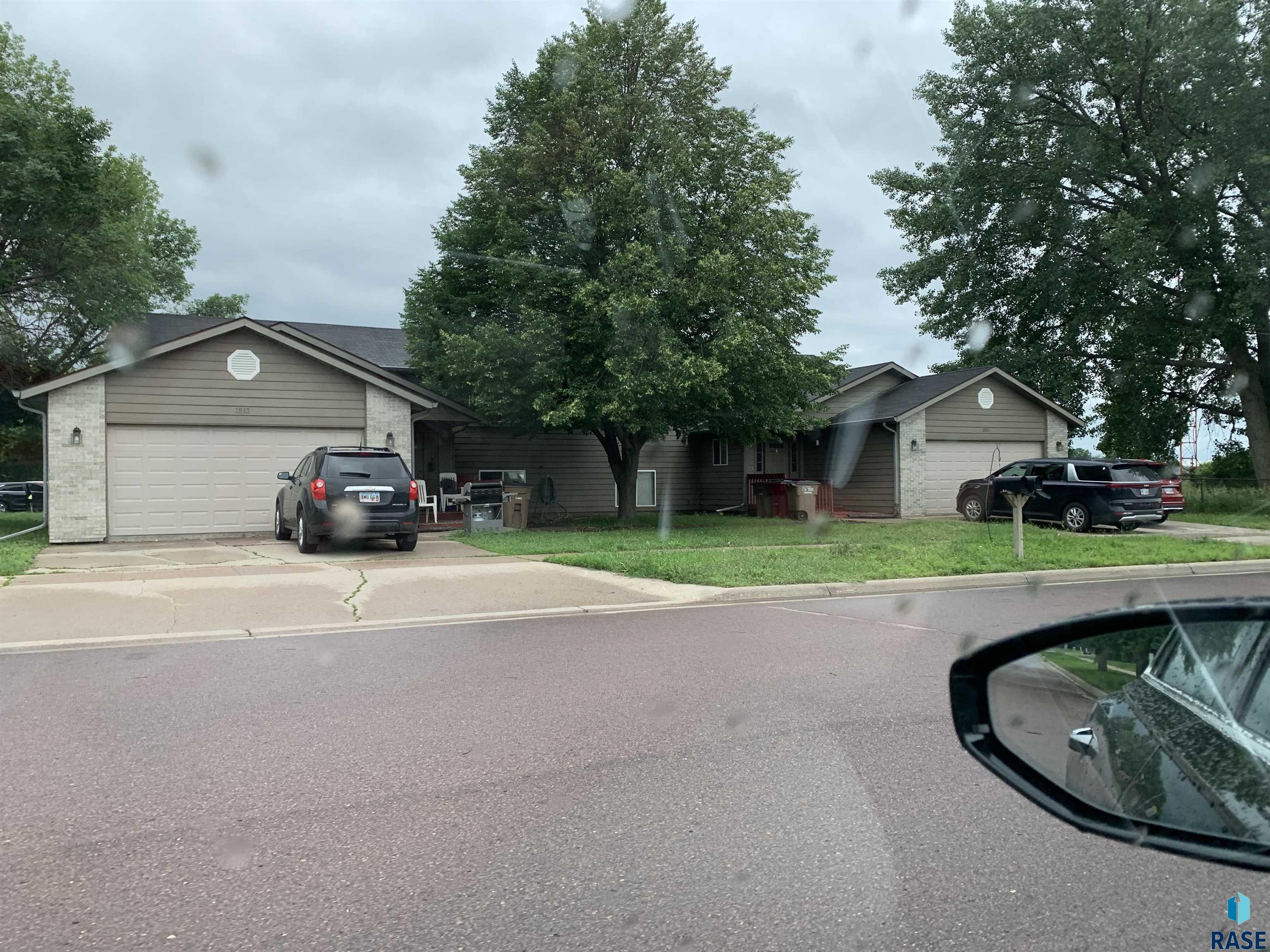 Sioux Falls, South Dakota, 57103, United States, ,Residential,For Sale,1916411