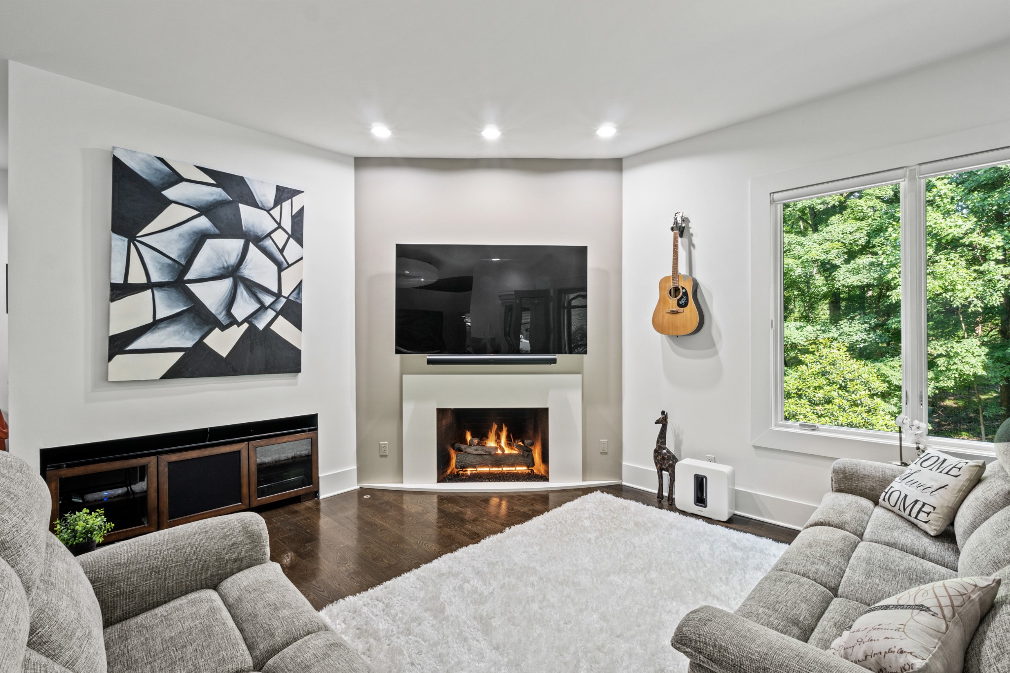 Nashville, Tennessee, 37215, United States, 5 Bedrooms Bedrooms, ,11 BathroomsBathrooms,Residential,For Sale,1997192