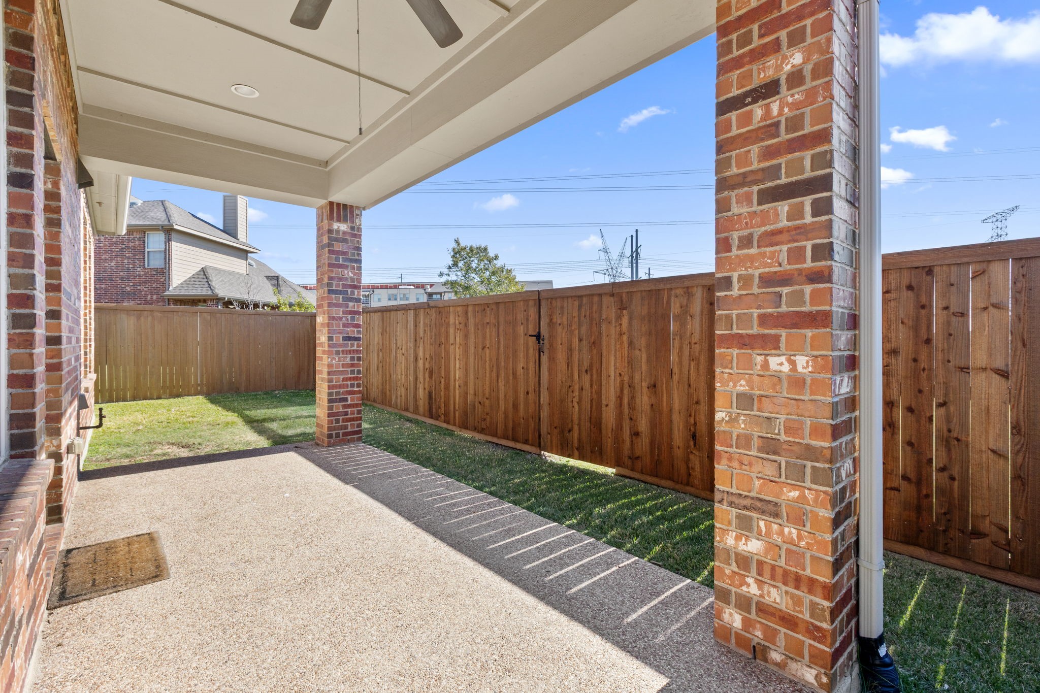 Lewisville, Texas, 75056, United States, 4 Bedrooms Bedrooms, ,3 BathroomsBathrooms,Residential,For Sale,1989126