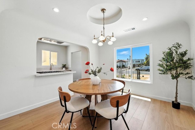 Los Angeles, California, 90047, United States, 2 Bedrooms Bedrooms, ,1 BathroomBathrooms,Residential,For Sale,1931477
