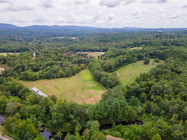 Peterborough, New Hampshire, 03458, United States, 4 Bedrooms Bedrooms, ,1 BathroomBathrooms,Residential,For Sale,1974212