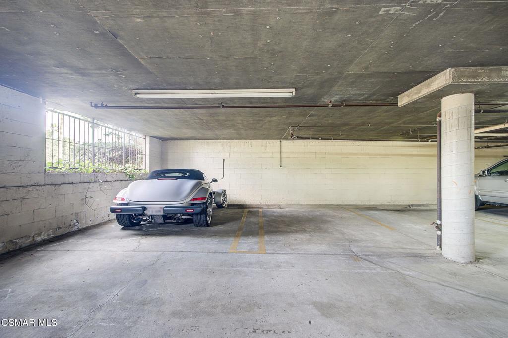 Van Nuys, California, 91406, United States, 2 Bedrooms Bedrooms, ,2 BathroomsBathrooms,Residential,For Sale,2005619