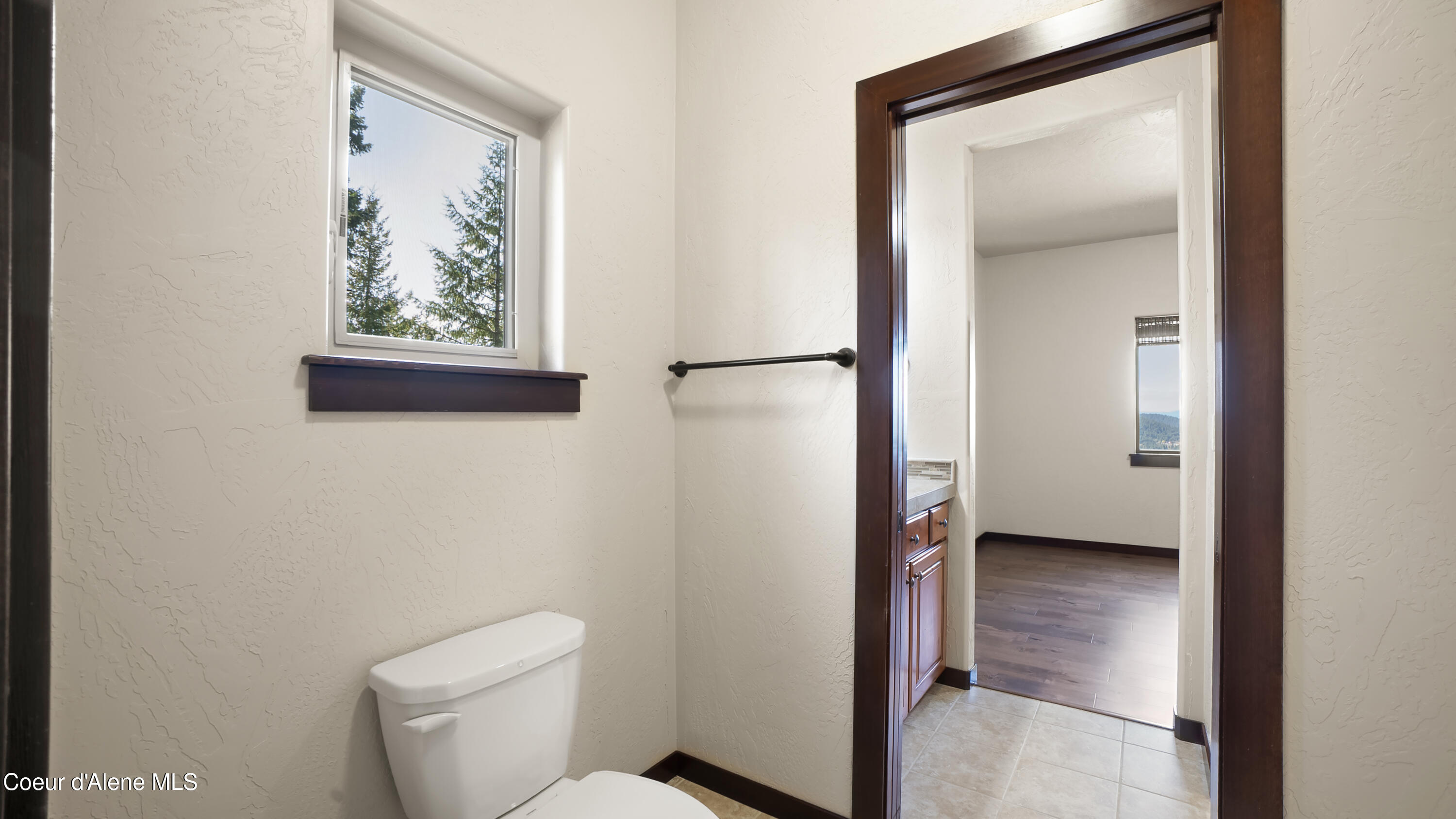 Coeur d'Alene, Idaho, 83814, United States, 3 Bedrooms Bedrooms, ,3 BathroomsBathrooms,Residential,For Sale,1980356